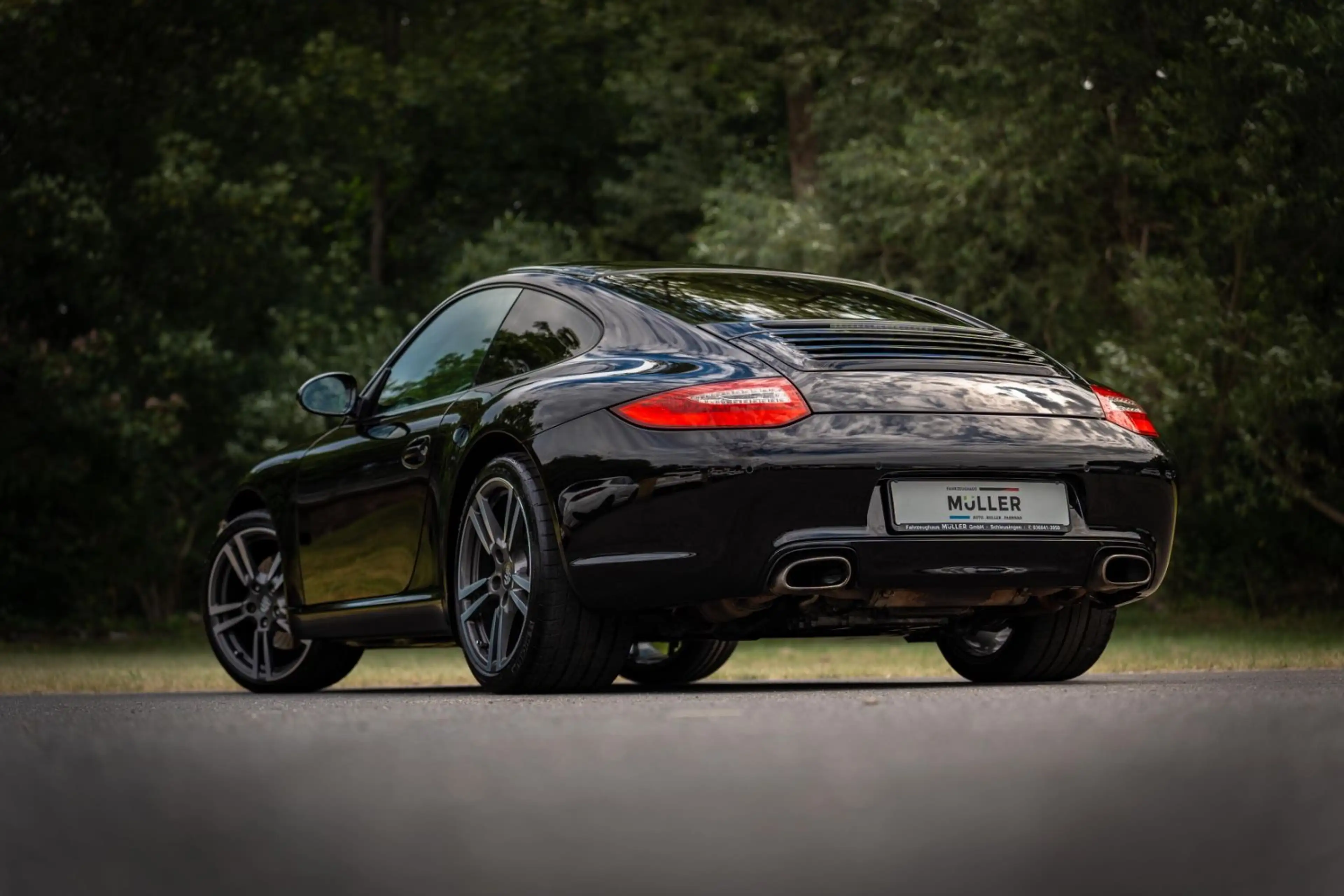 Porsche 911 Carrera Black Edition Coupe — photo 9