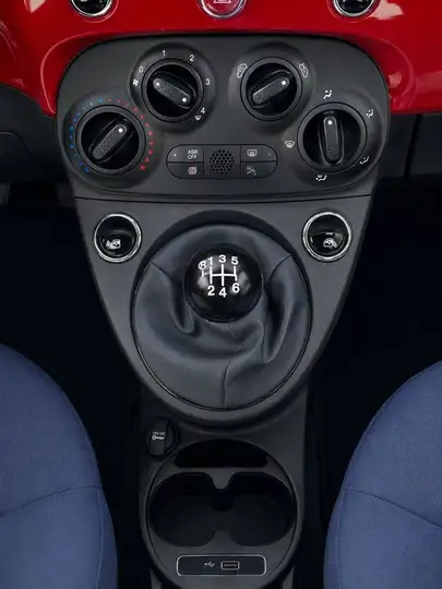 Fiat 500 Cult 1.0 Hybrid (2021) 2023, foto 4