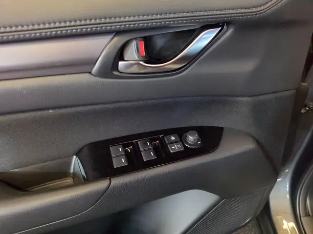 Mazda CX-5 view 17