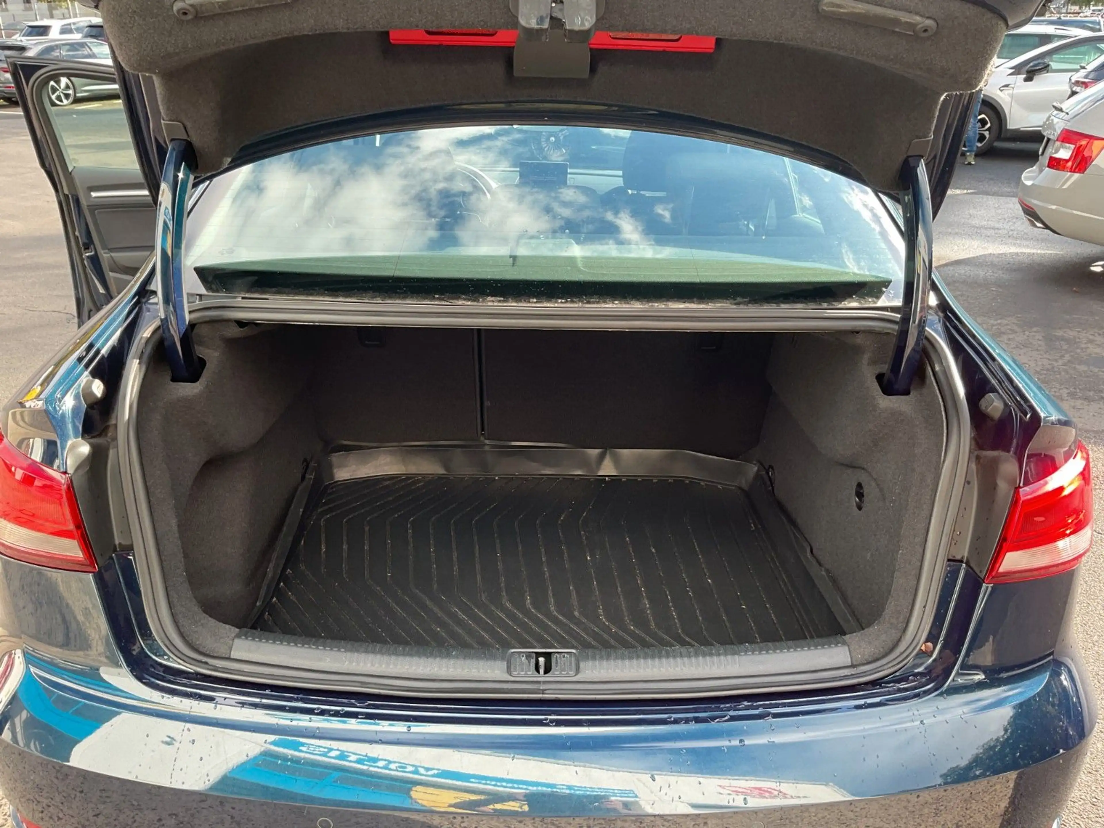 Audi A3 Limousine 2.0 TDI S-Tronic LED Kamera Navi — photo 11
