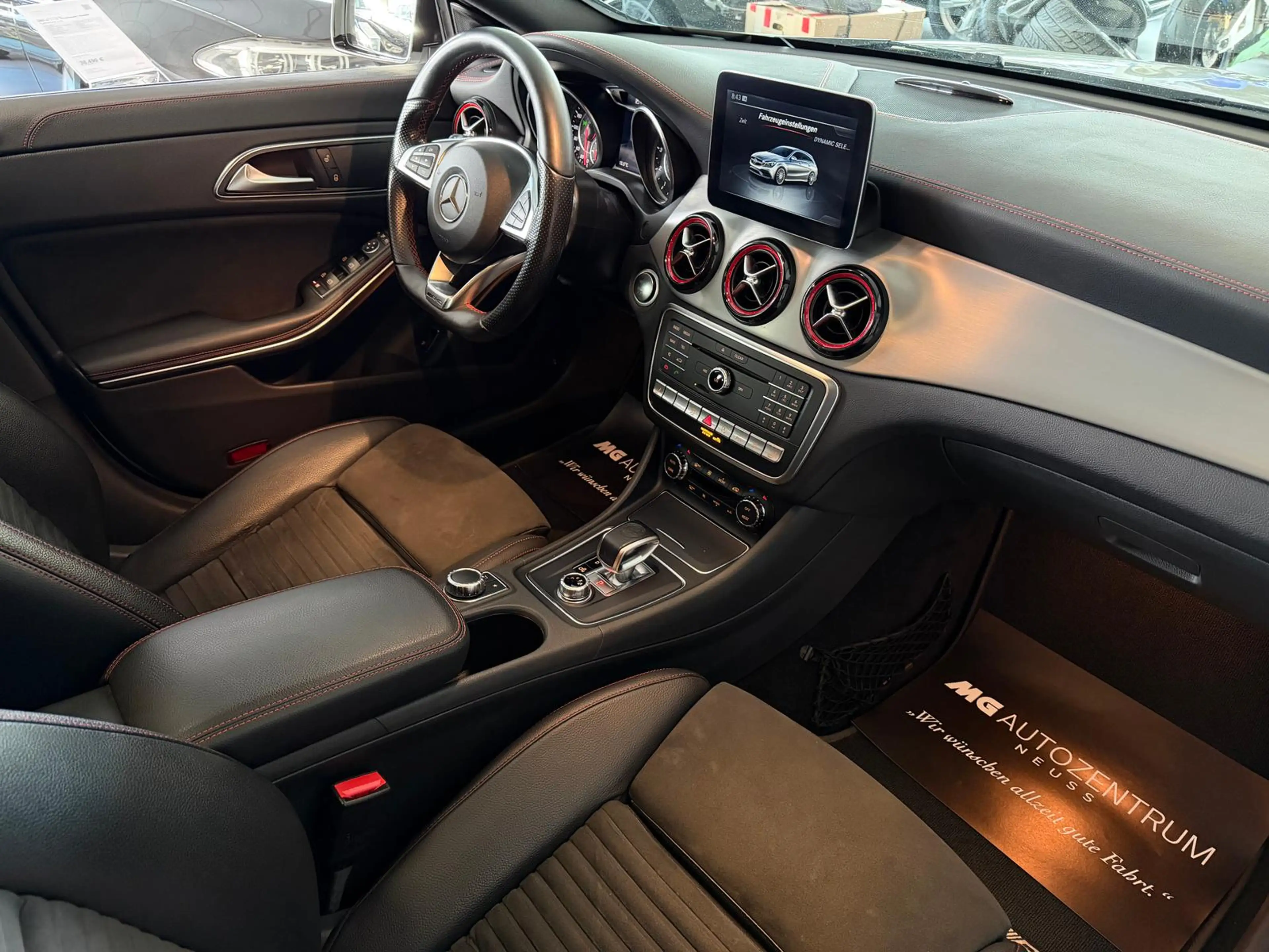 Mercedes-Benz CLA 45 AMG *PANO *HARMAN *AGA *19Z *S.Hz — photo 12