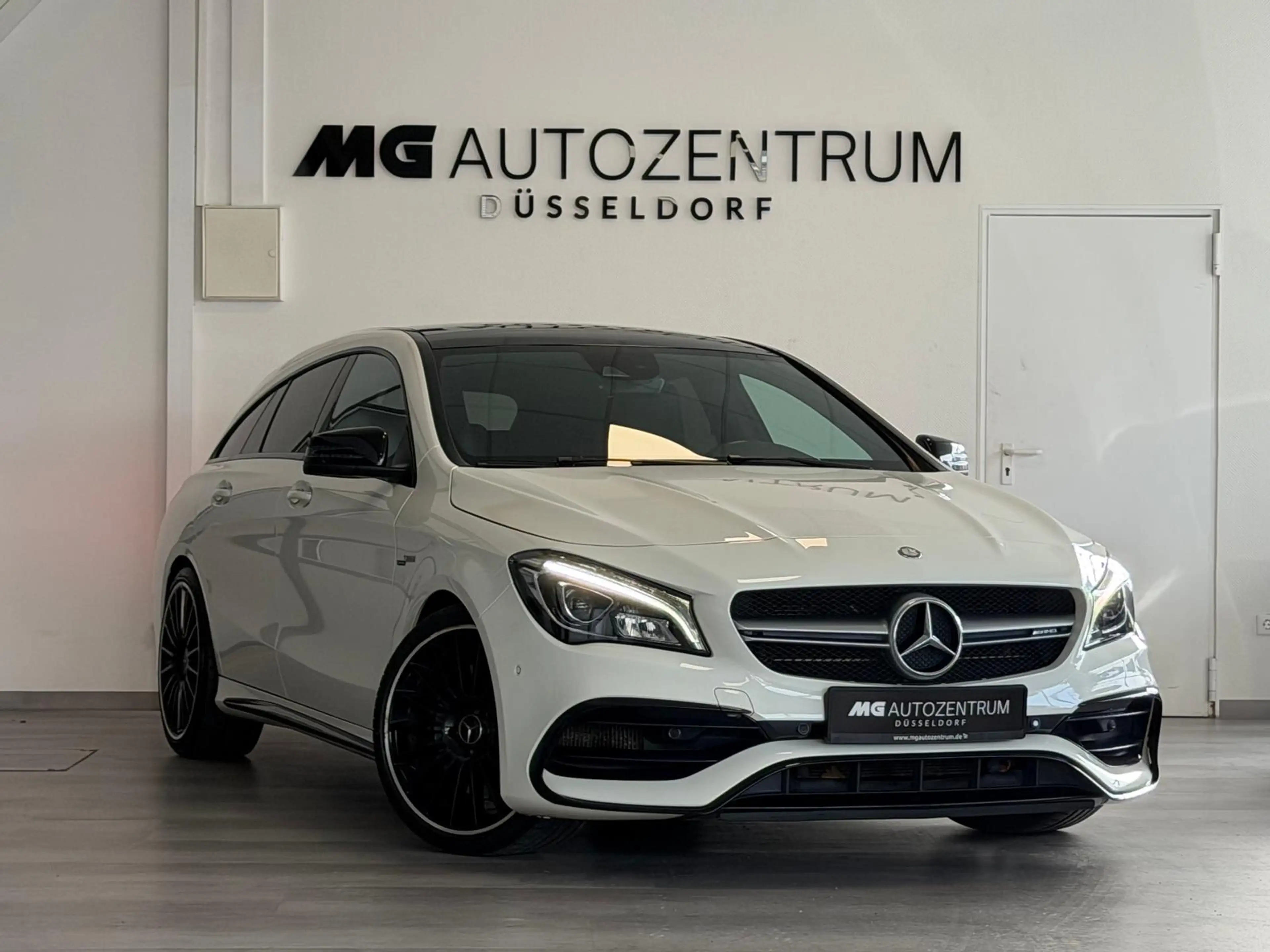 Mercedes-Benz CLA 45 AMG *PANO *HARMAN *AGA *19Z *S.Hz — photo 3