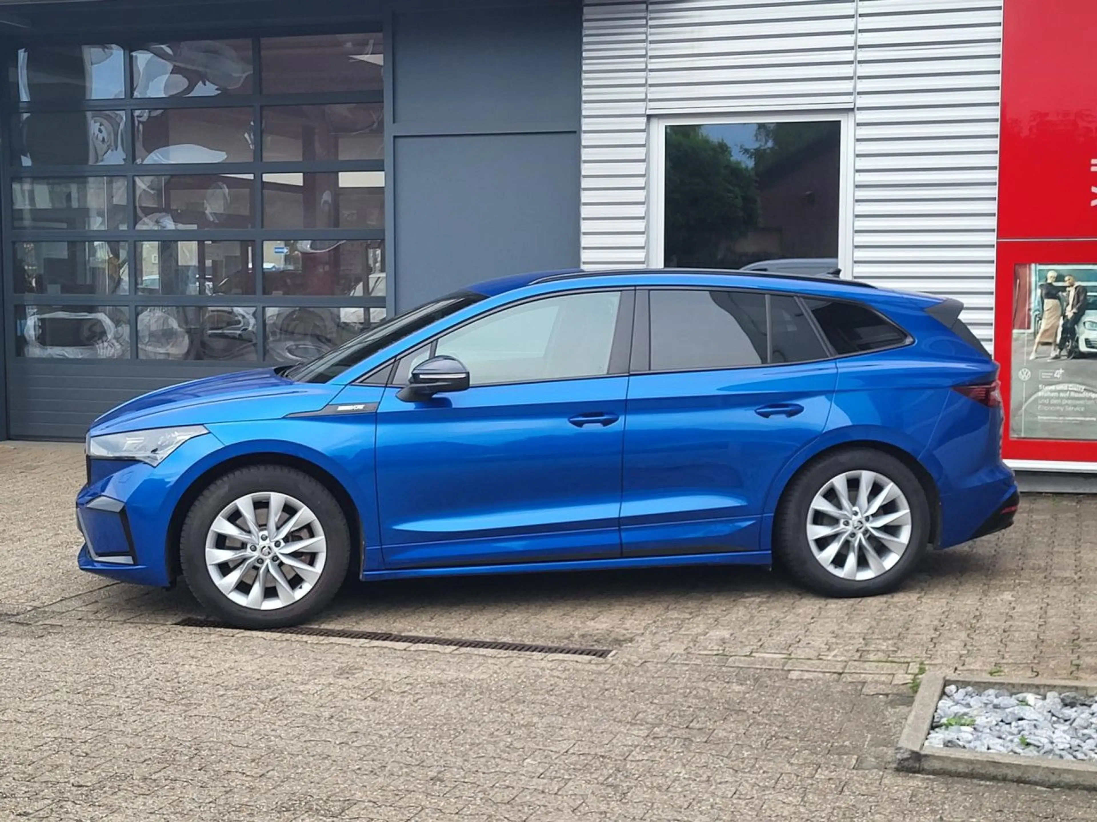 Skoda Enyaq iV80 Sportline Wärmepumpe HUD AHK Navi LED — photo 10