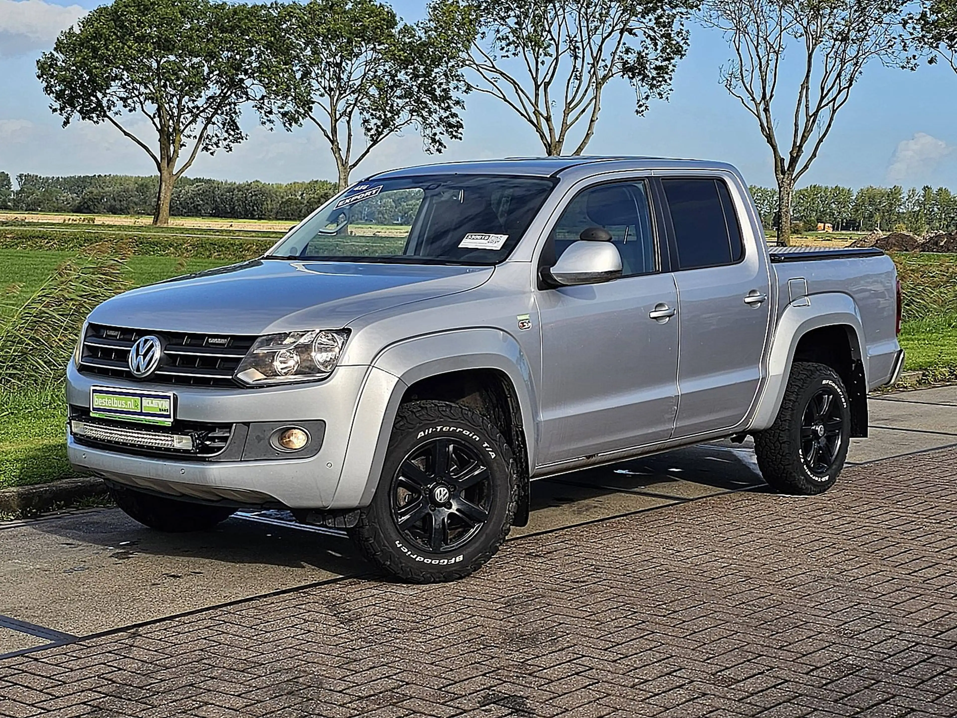 Volkswagen Amarok 2.0 TDI — photo 2