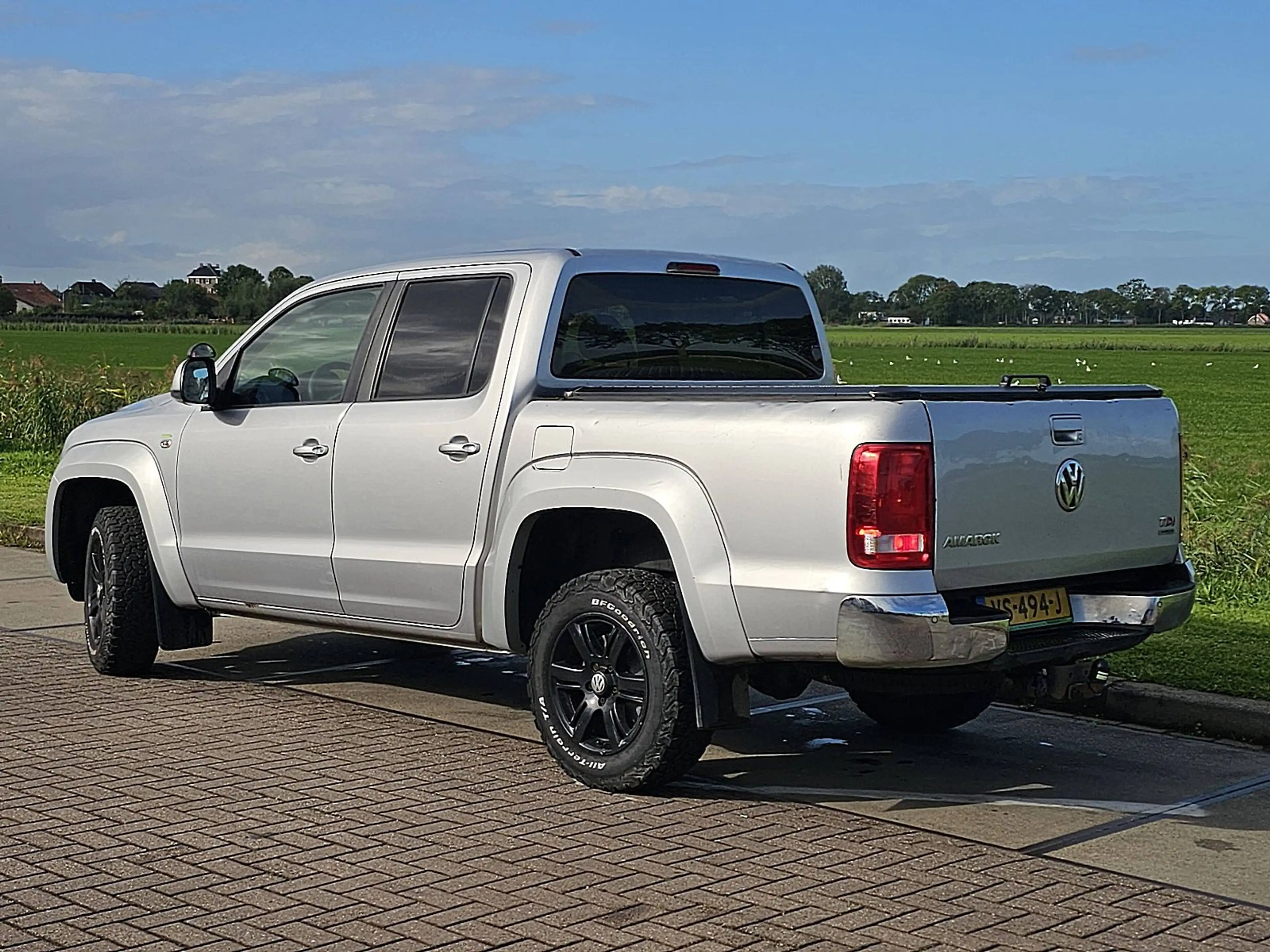 Volkswagen Amarok 2.0 TDI — photo 6
