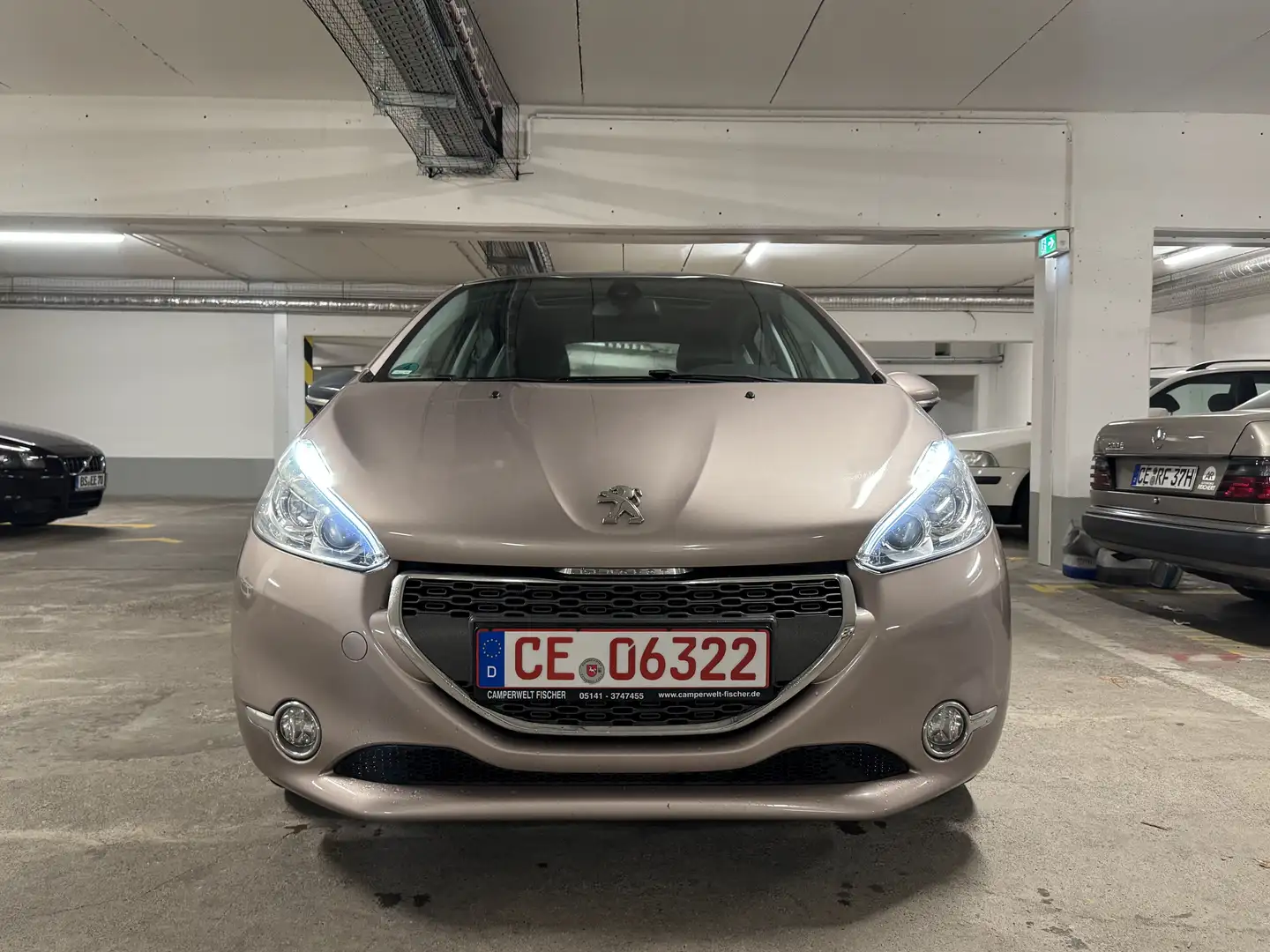 Peugeot 208 Allure 1.6 eHDi Grigio - 2