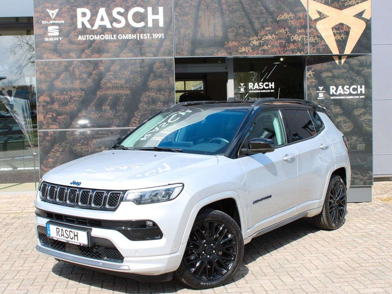 Second hand Jeep Compass 1.3