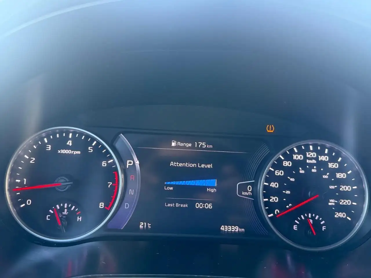 Kia Seltos снимка Kia Seltos