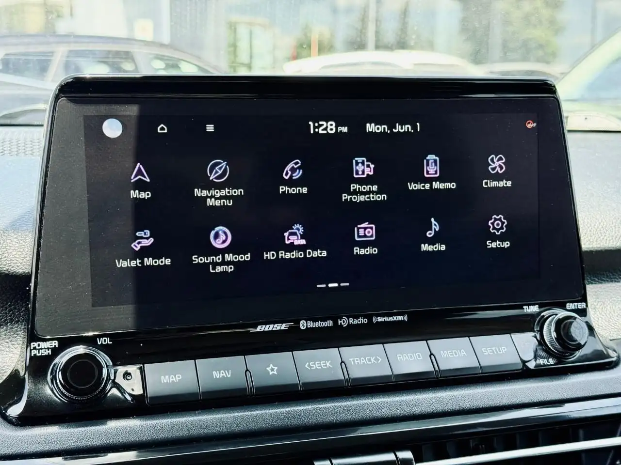 Kia Seltos снимка Kia Seltos