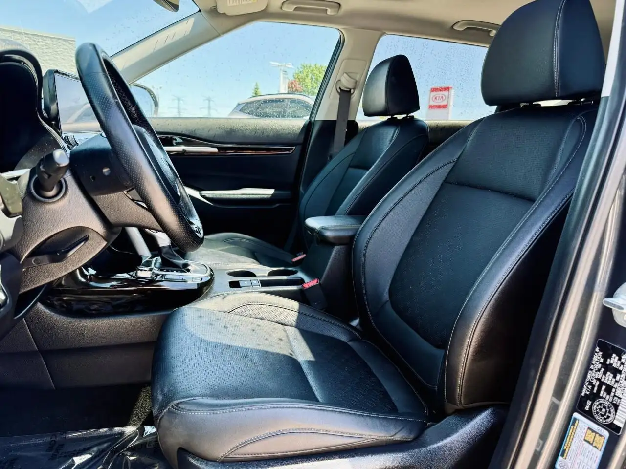 Kia Seltos снимка Kia Seltos