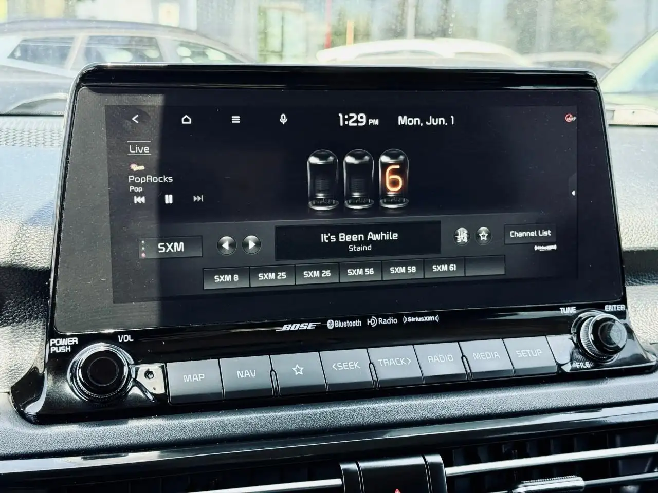 Kia Seltos снимка Kia Seltos