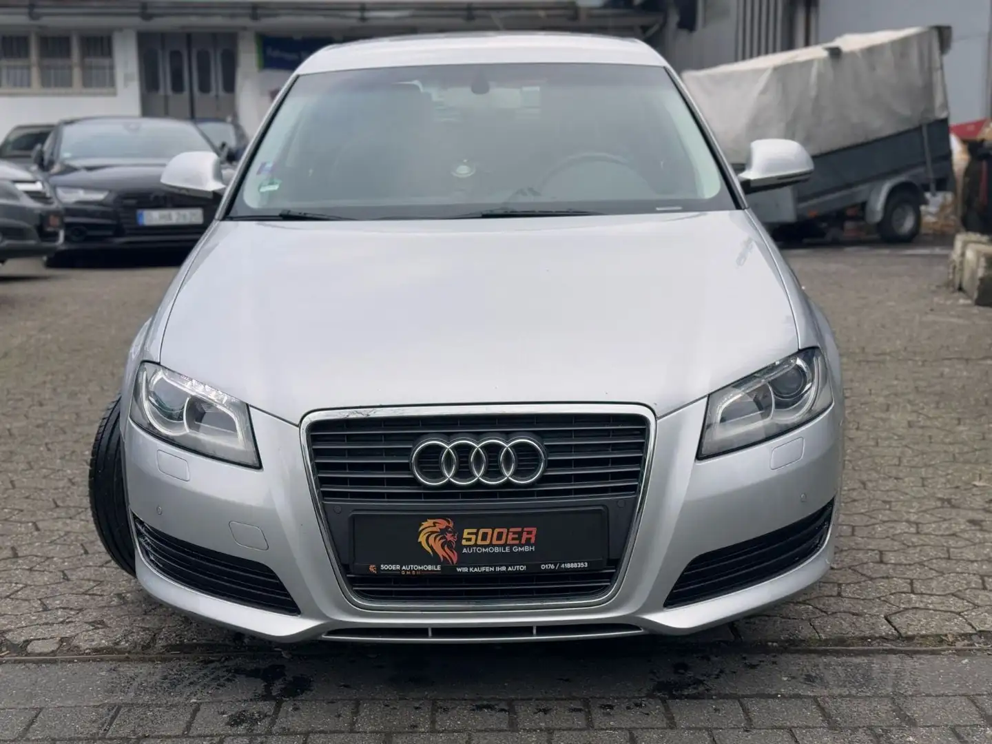 Audi A3 Sportback 1.4 TFSI Ambiente*AUTOMATIK*2.HAND Plateado - 2