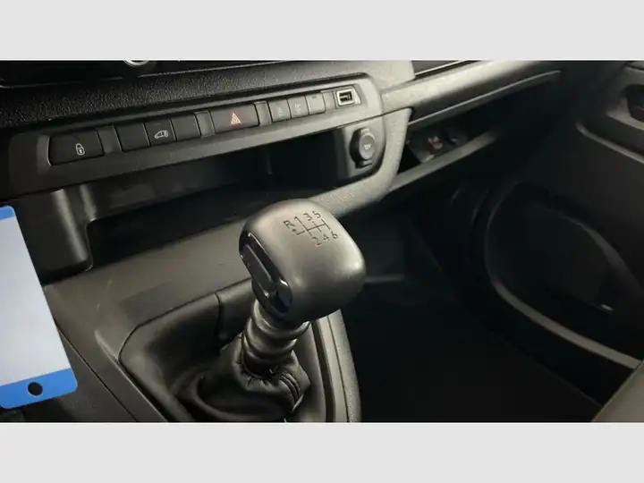 Citroën Jumpy 2023, foto 18