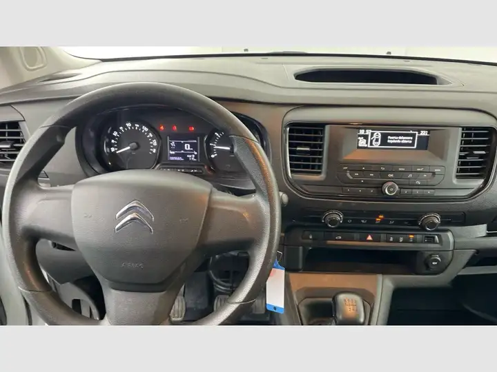 Citroën Jumpy 2023, foto 11