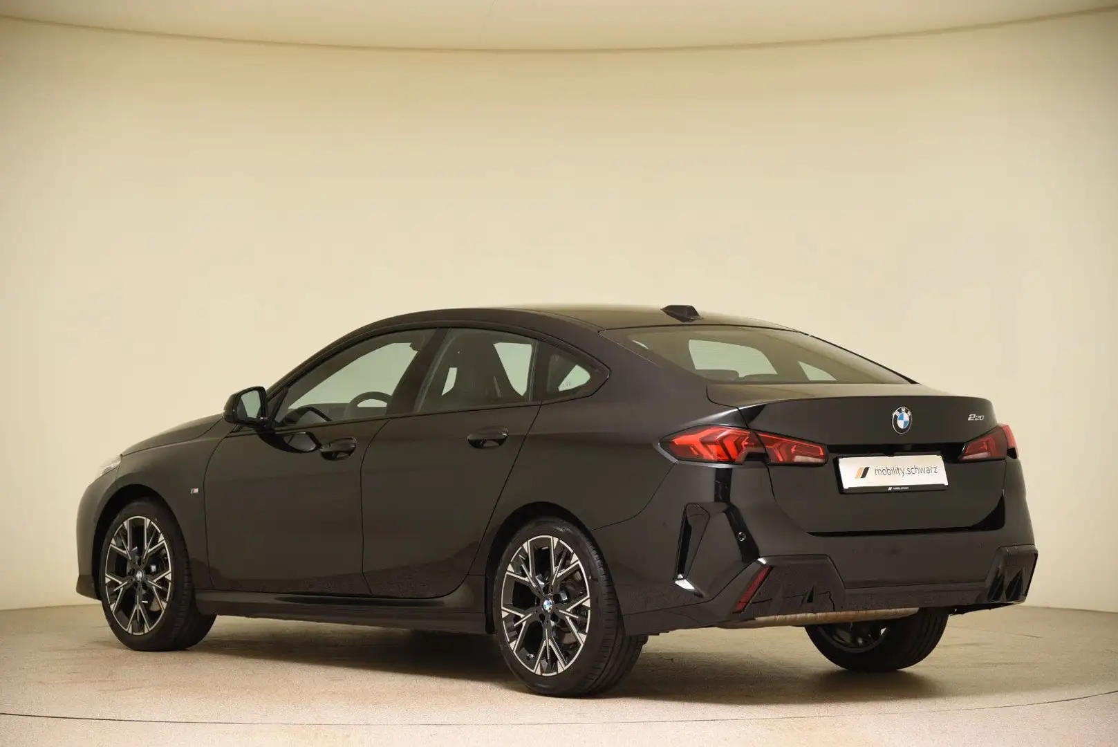 BMW 220 Gran Coupé M Sport ACC ParkAss+ HUD H&K LED Schwarz - 2