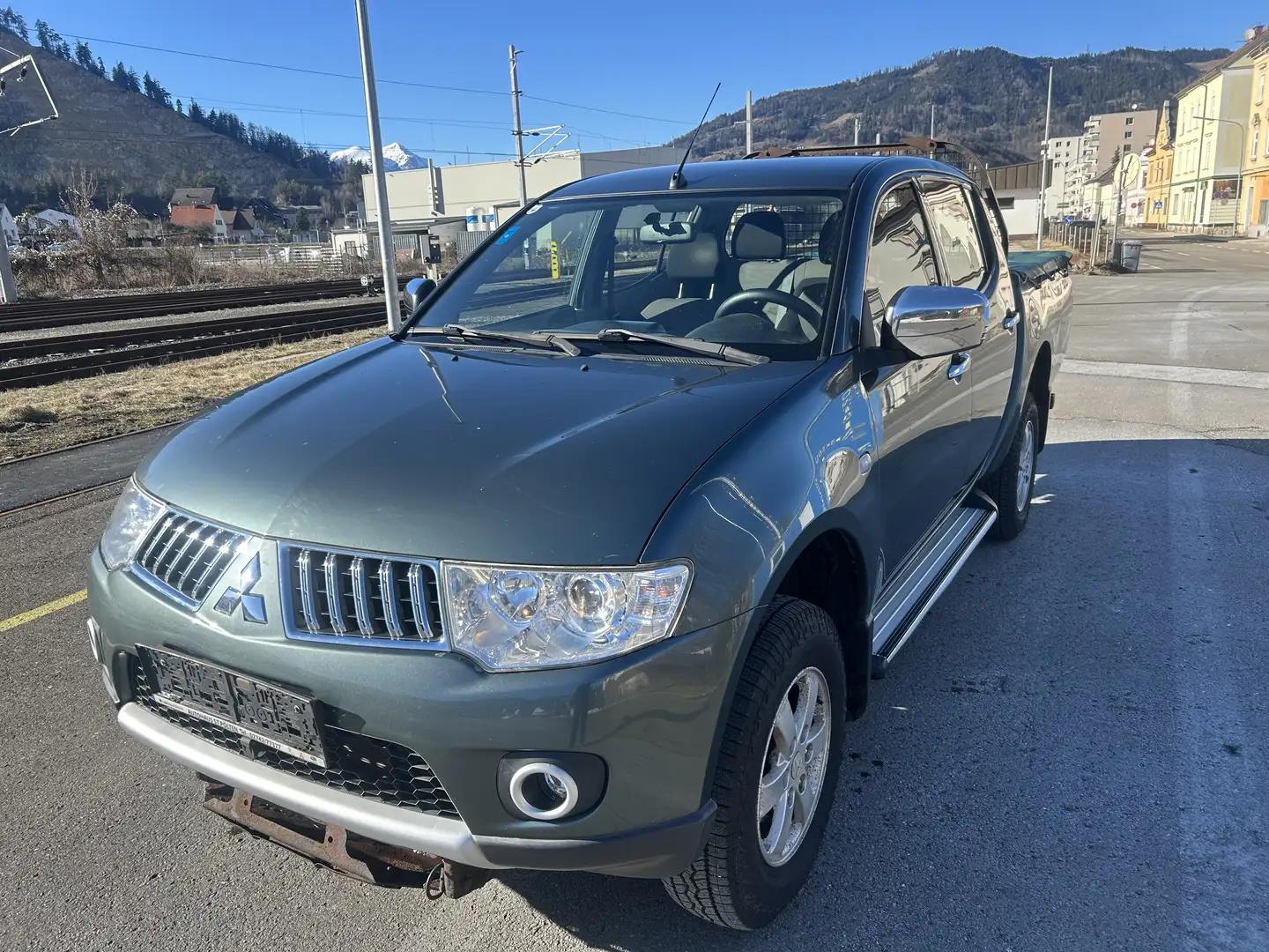 Mitsubishi L200 Pickerl bis 07/2026! Email werden nicht bea - 2