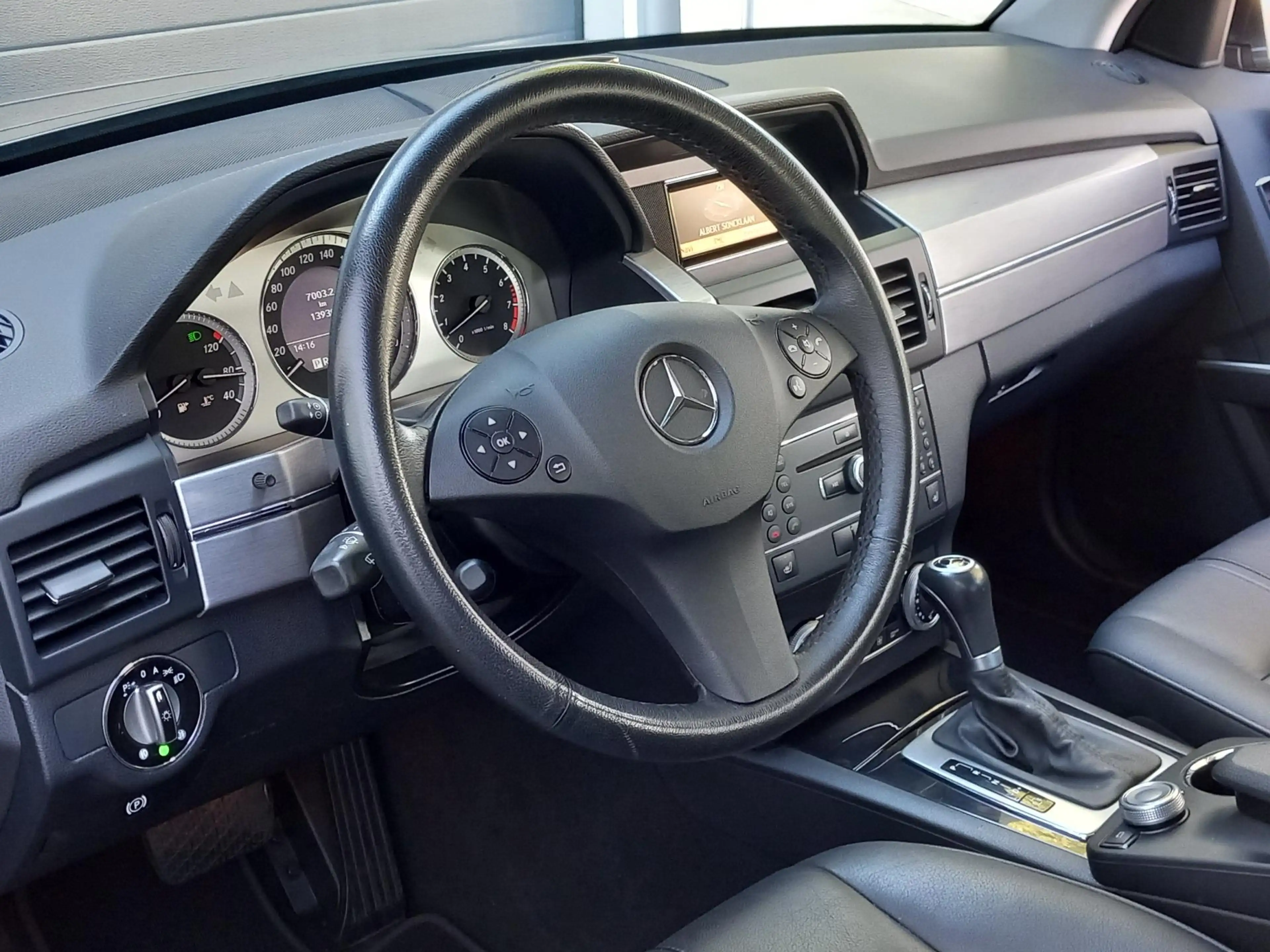 Mercedes-Benz GLK 280 4-Matic | Leder | Memorystoelen | NL-Auto — photo 6