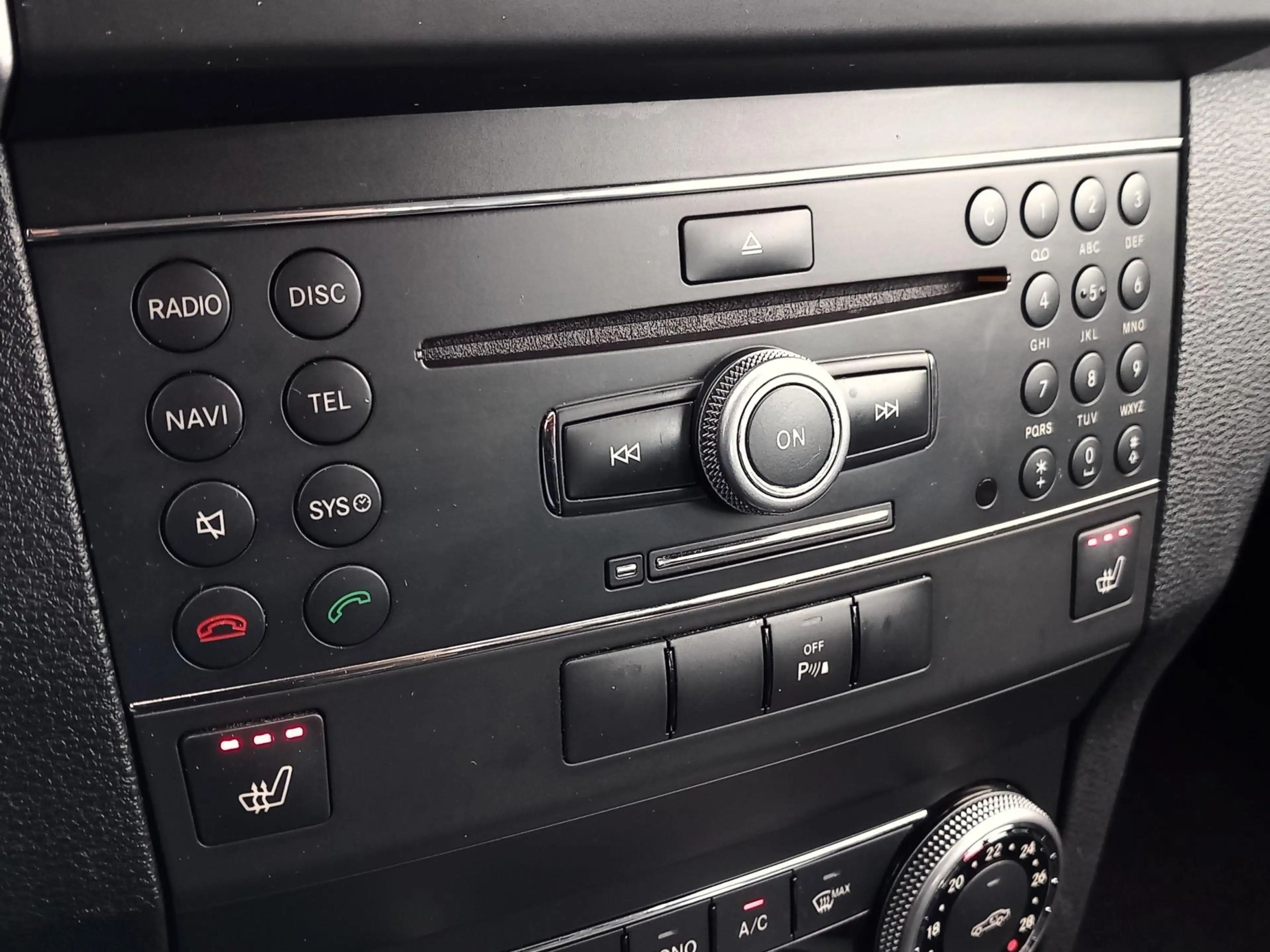 Mercedes-Benz GLK 280 4-Matic | Leder | Memorystoelen | NL-Auto — photo 13