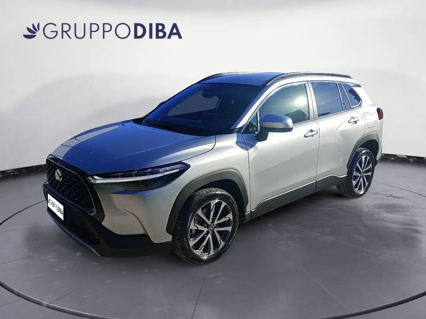 Toyota Corolla Cross C-SUV 1.8 FWD TRD MY24 Stříbrná - 1