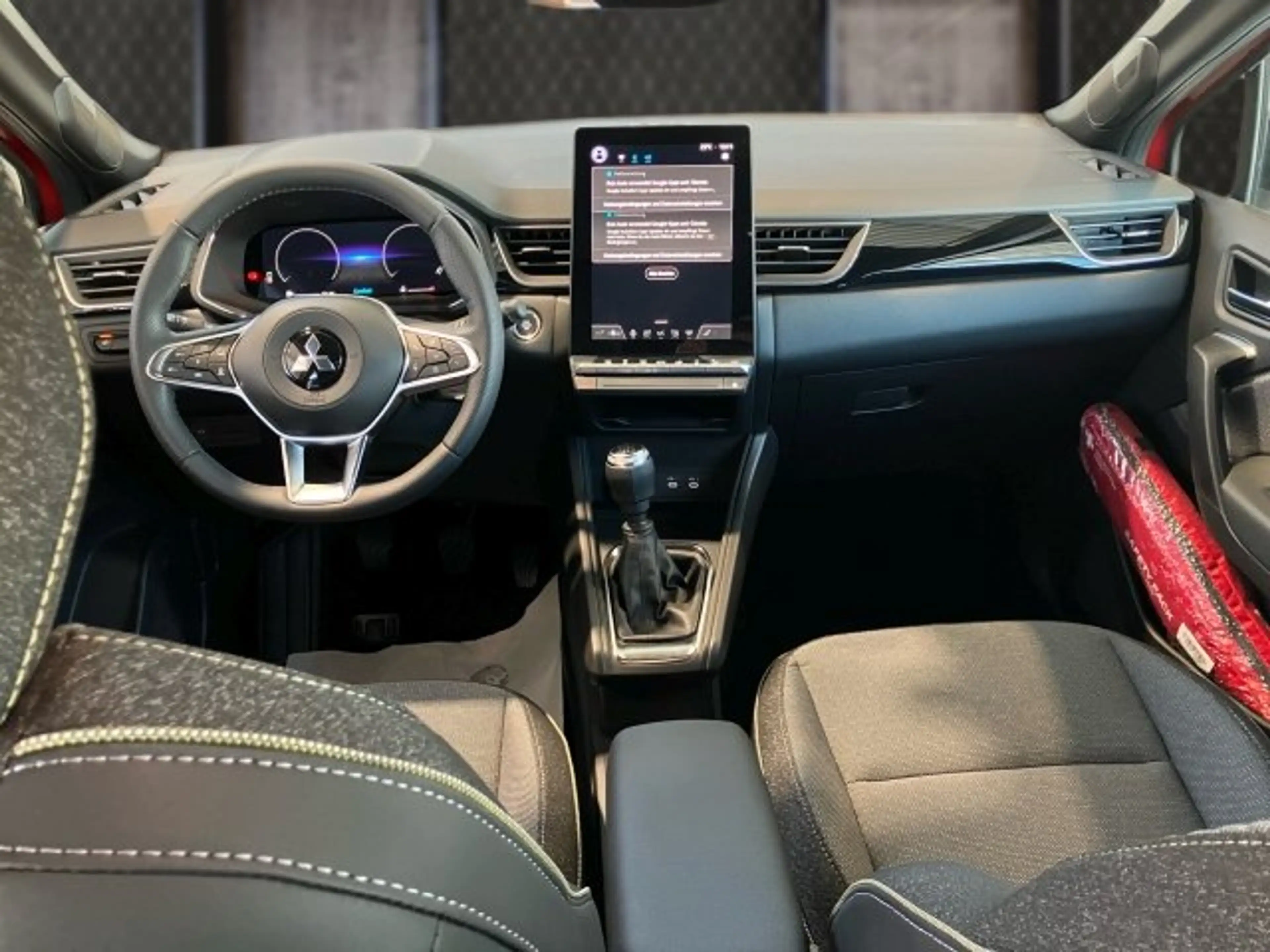 Mitsubishi Grandis 1,3 Petrol Intense S+C+T 26 — photo 6