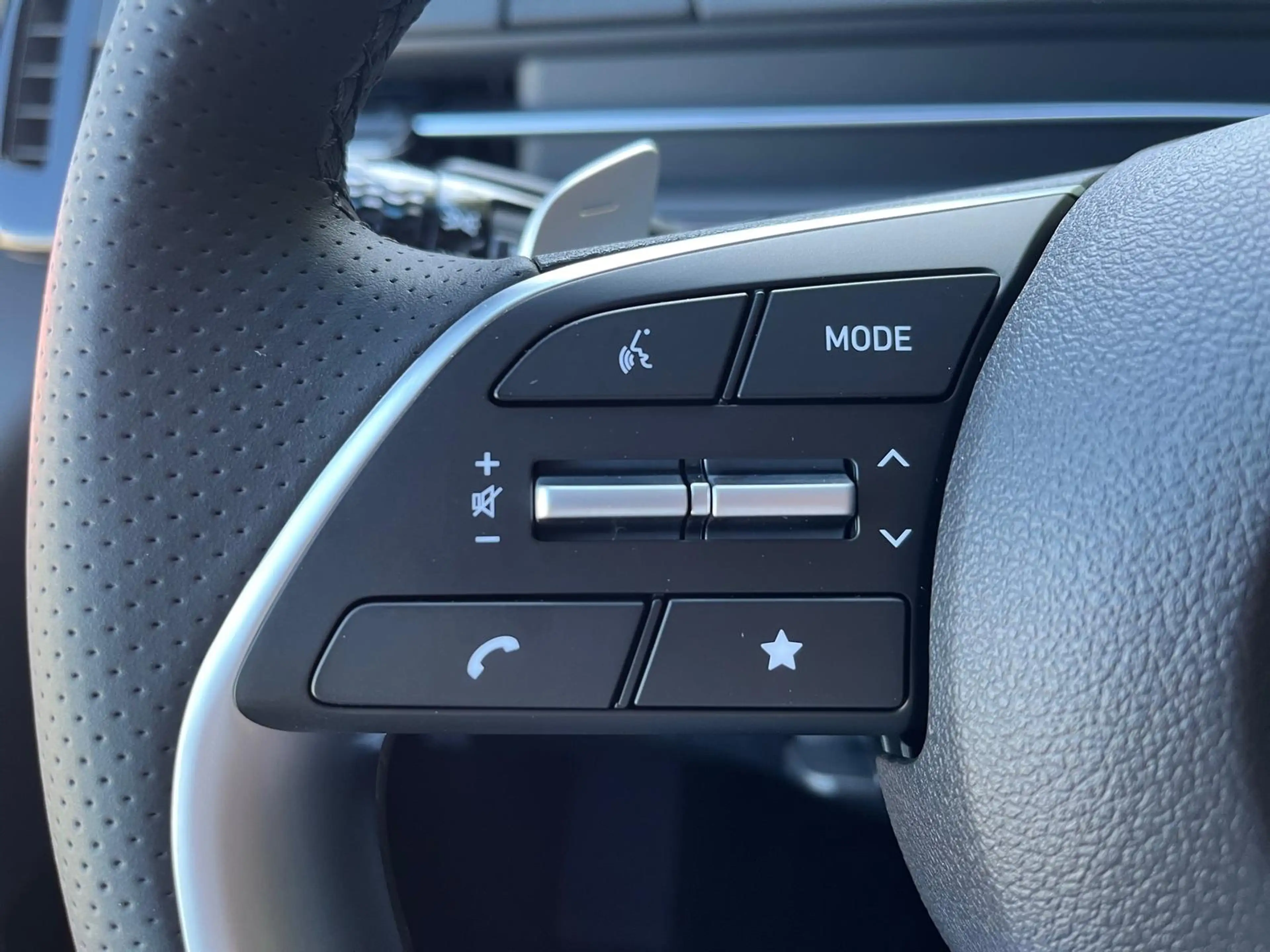 Hyundai STARIA MJ25 1.6 TGDi HEV 7-Sitzer SIGNATURE — photo 9