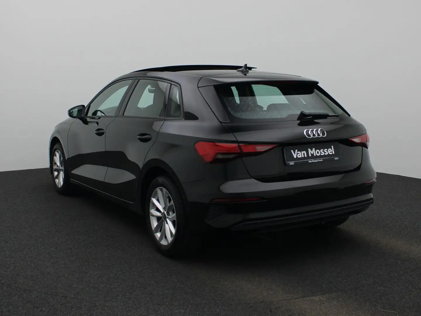 Audi A3 Sportback 1.0 30 TFSi 81kW S tronic Attraction B.E Nero - 2