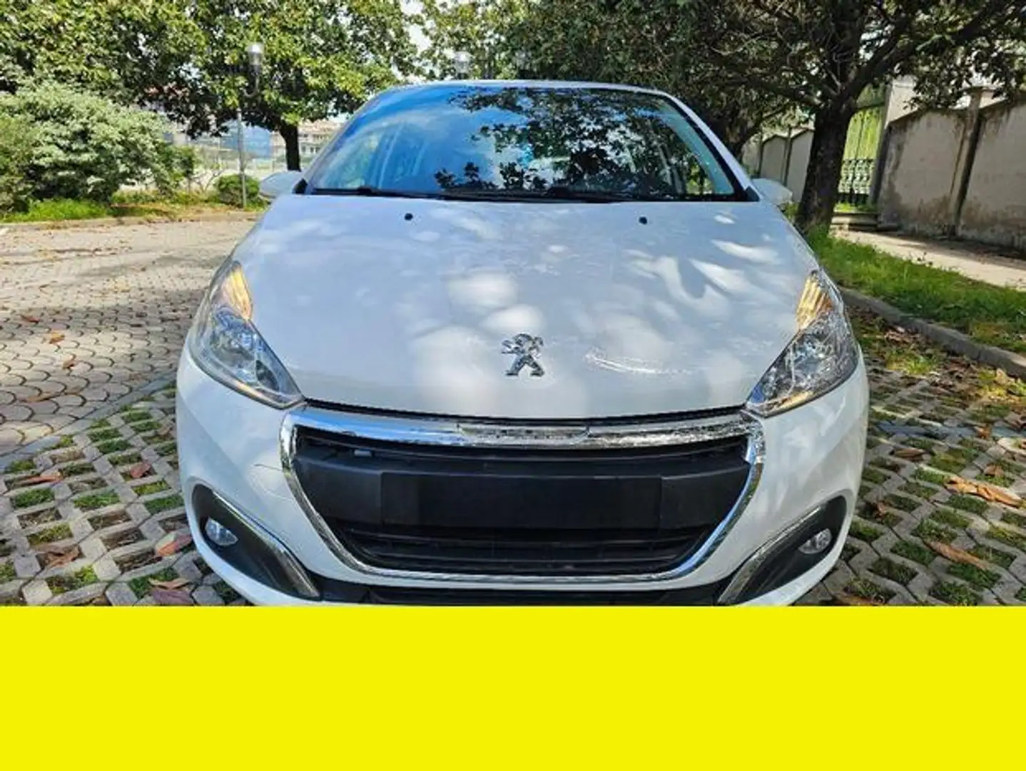 Peugeot 208 - 2