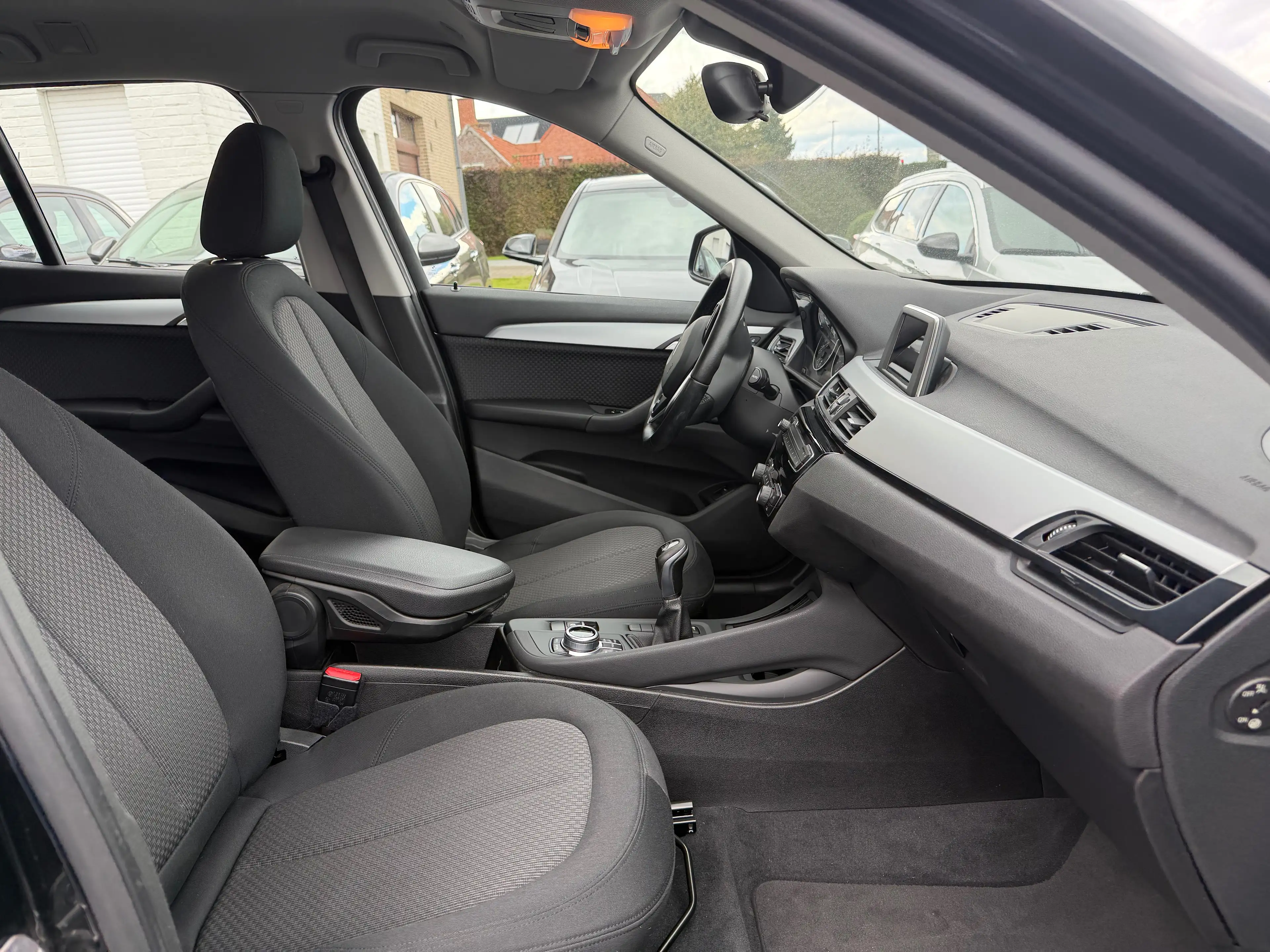 BMW X1 X1 1.5i sDrive18 12 Maanden waarborg — photo 5