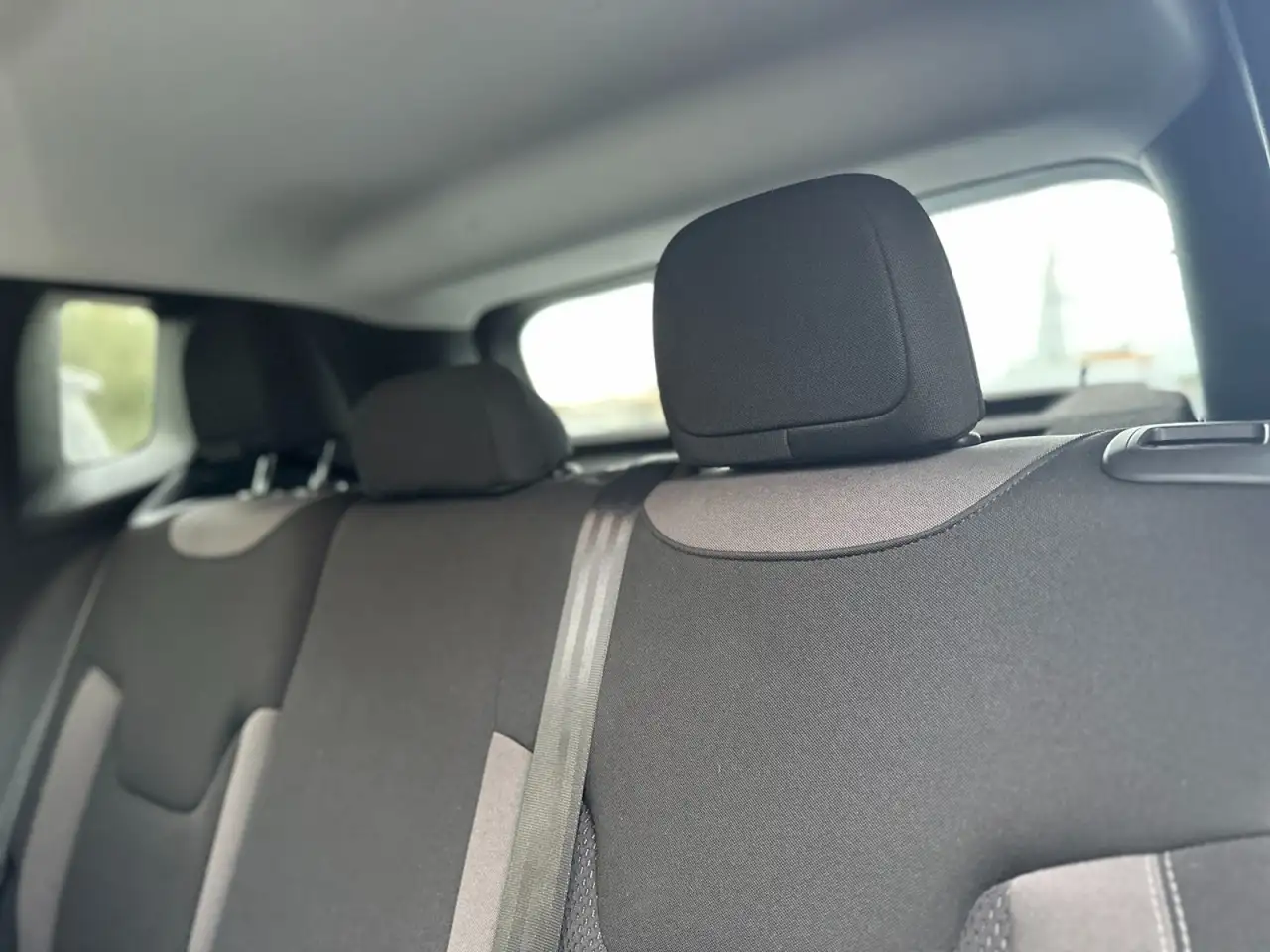 Jeep Renegade 1.3 T4 PHEV Limited, миниатюра 16