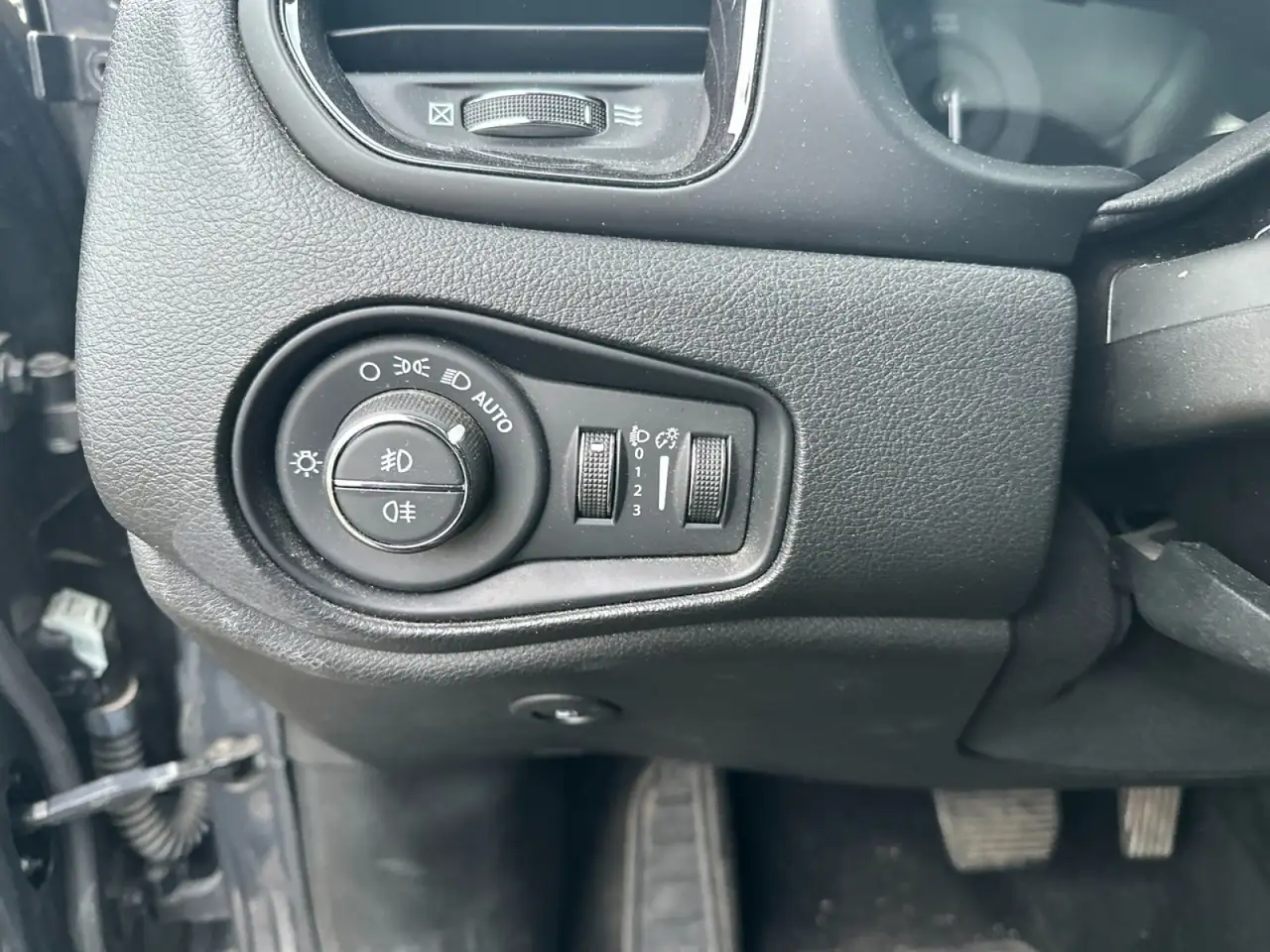 Jeep Renegade 1.3 T4 PHEV Limited, миниатюра 21