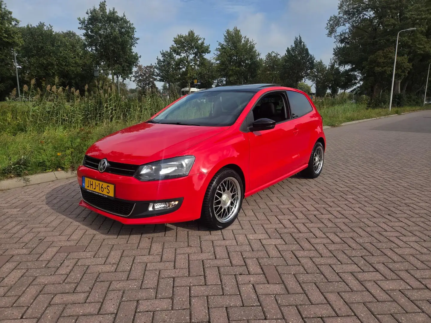 Volkswagen Polo 1.4-16V Trendline Style Pano Rood - 1