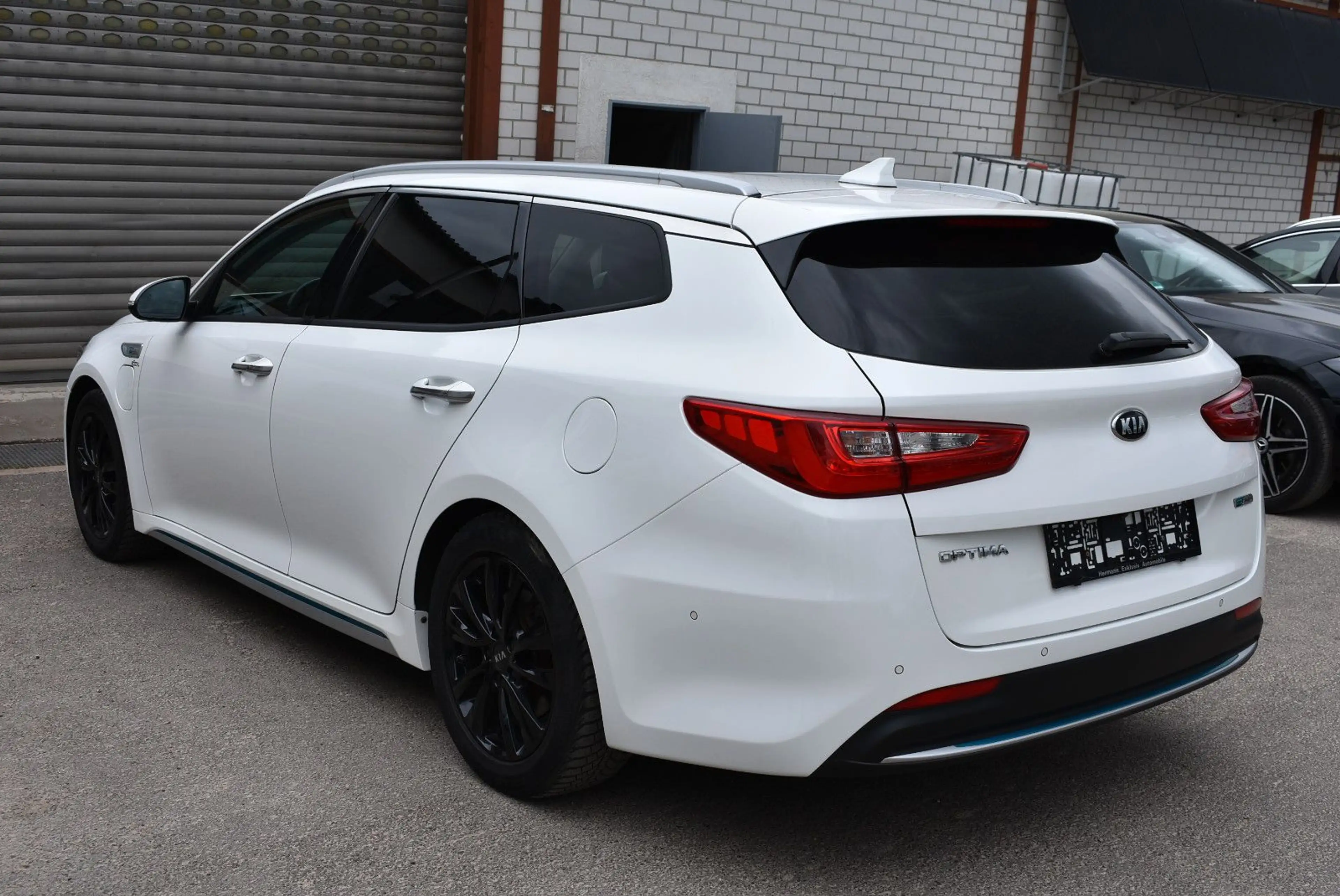 Kia Optima Sportswagon Spirit Hybrid,Voll-Leder-LED — photo 3