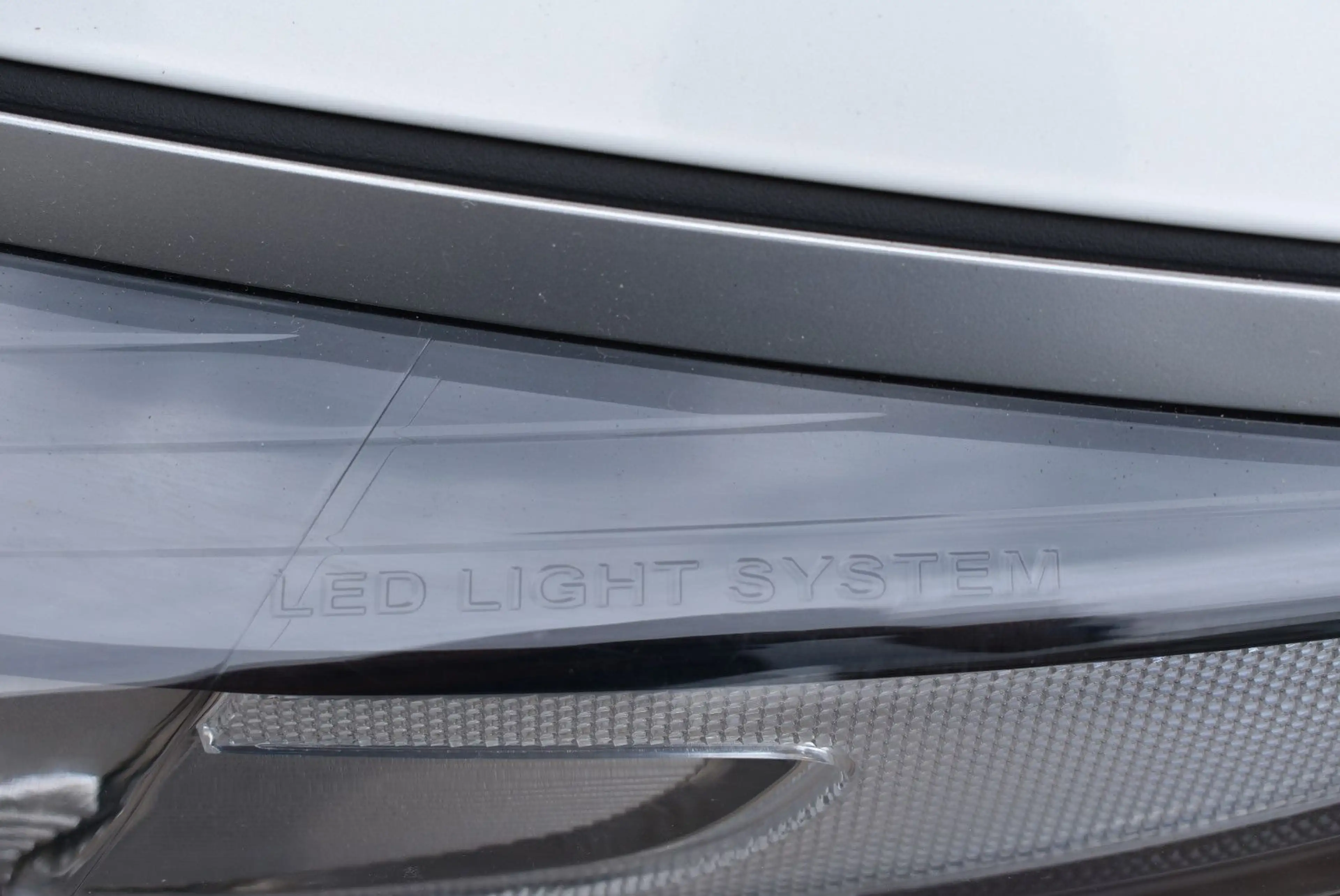 Kia Optima Sportswagon Spirit Hybrid,Voll-Leder-LED — photo 6