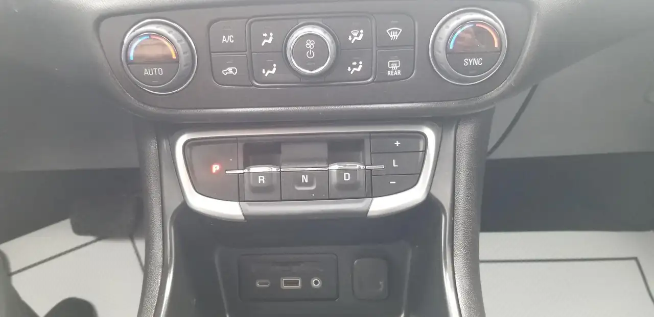 GMC Terrain снимка GMC Terrain
