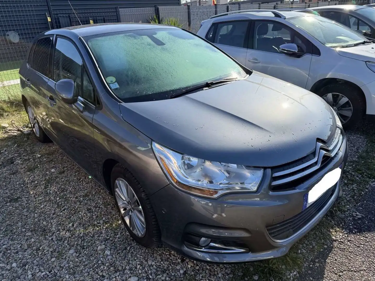 Citroen C4 II 1.6 e-HDi110 FAP Exclusive BMP6 5p Gris - 1