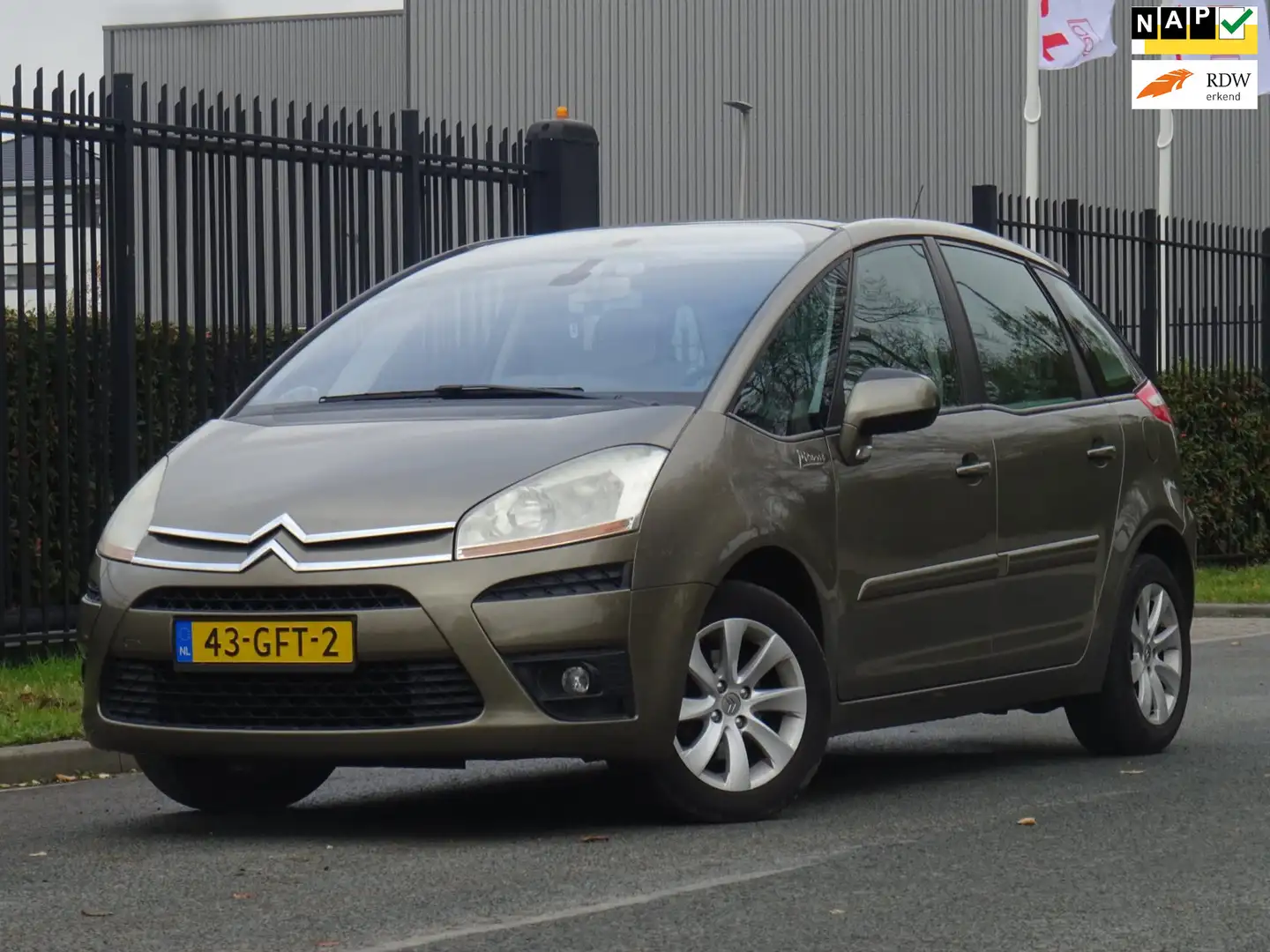 Citroen C4 Picasso 1.8-16V Lumière NAP/PANORAMADAK/CLIMA/PDC Marrone - 1