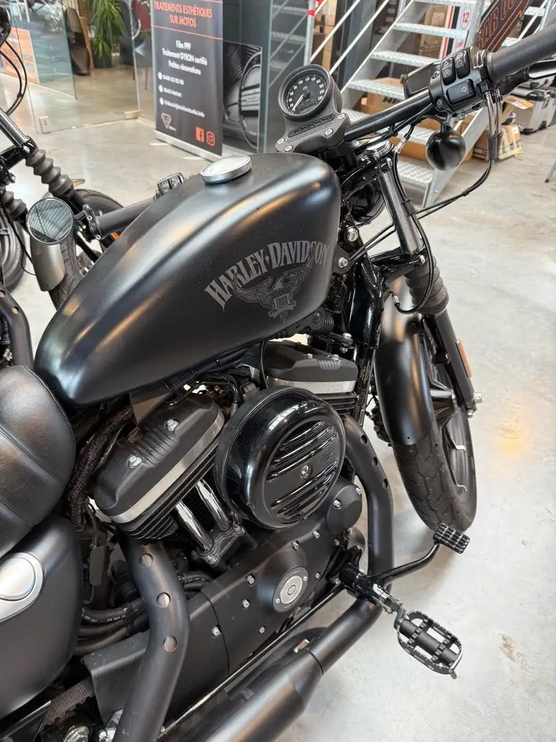 Harley-Davidson Sportster 883 Zwart - 1