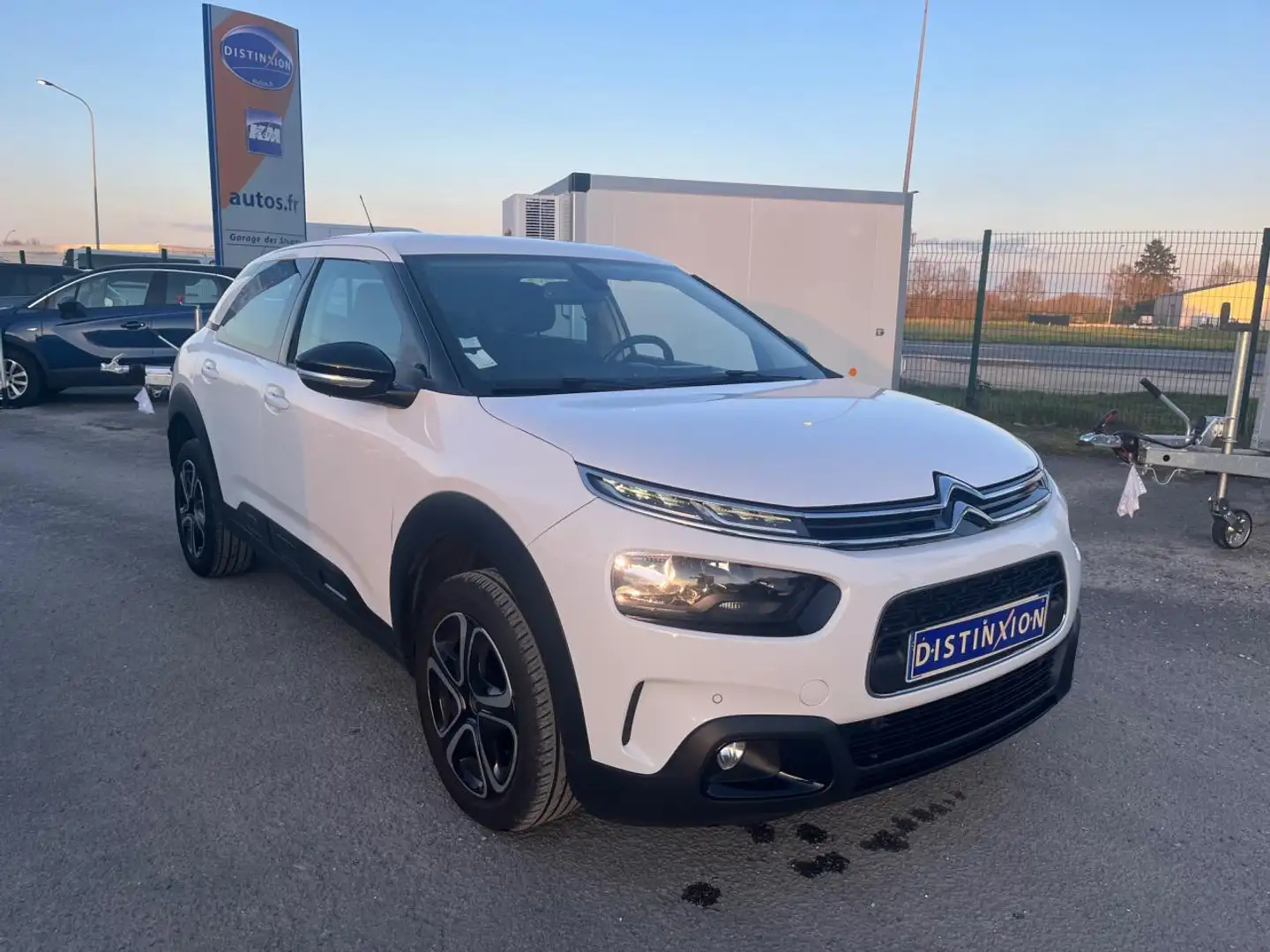 Citroen C4 Cactus 1.5 BlueHDi - 100 S\u0026S  Feel Business + GPS + Carplay Weiß - 2