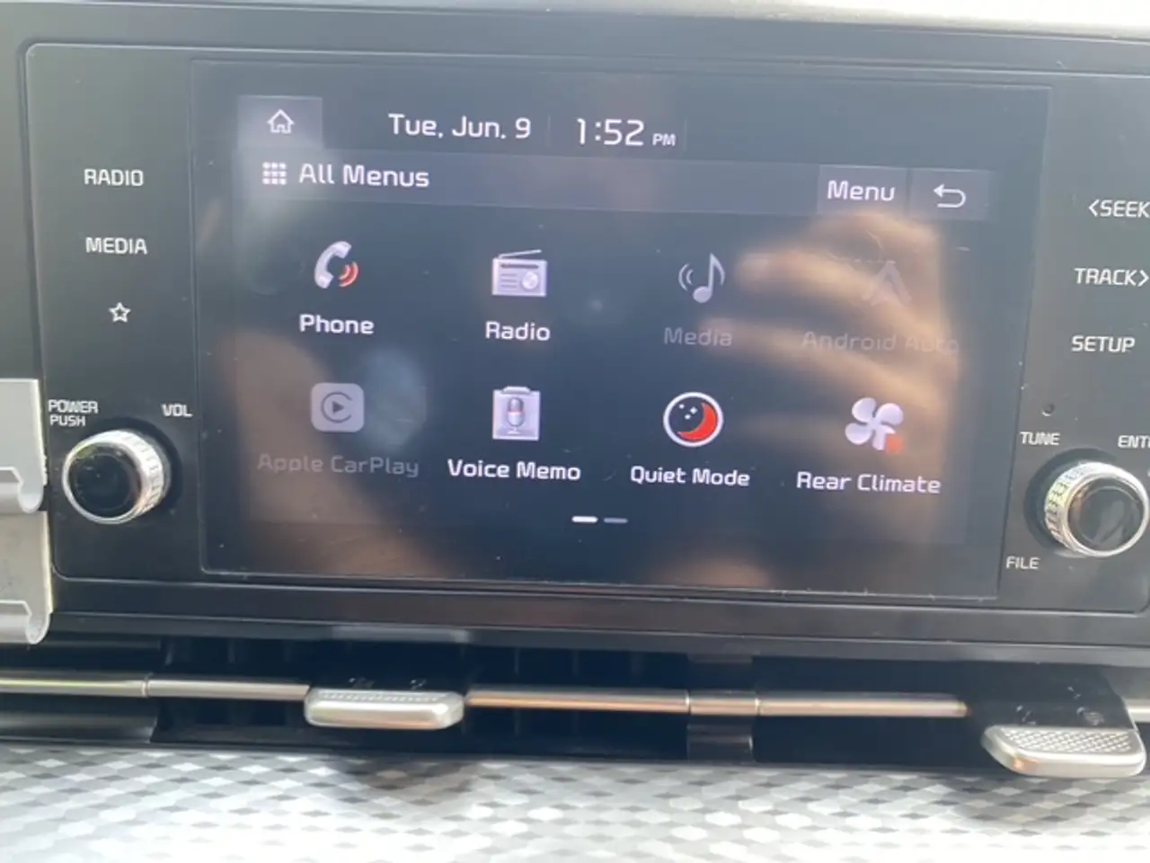 Kia Carnival снимка Kia Carnival