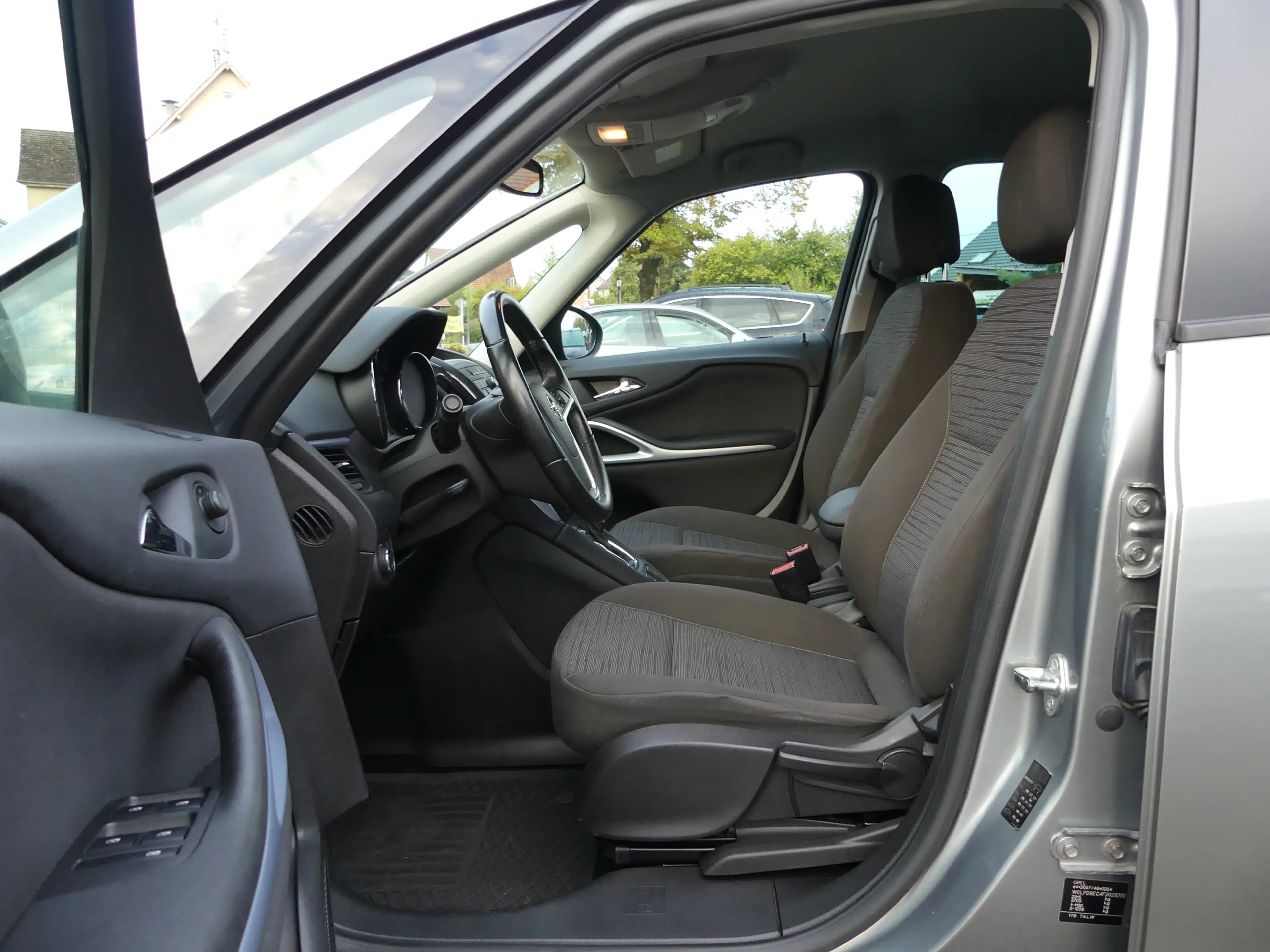 Opel Zafira Tourer Style | NAVI | TEMPOMAT | PDC — photo 9