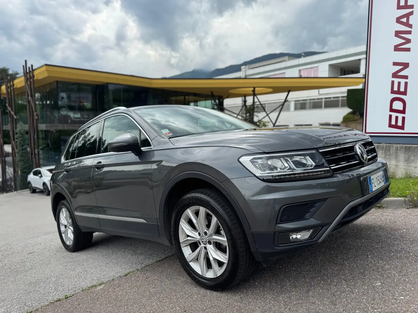 Volkswagen Tiguan Tiguan 2.0 tdi Advanced 4motion 150cv Gris - 2