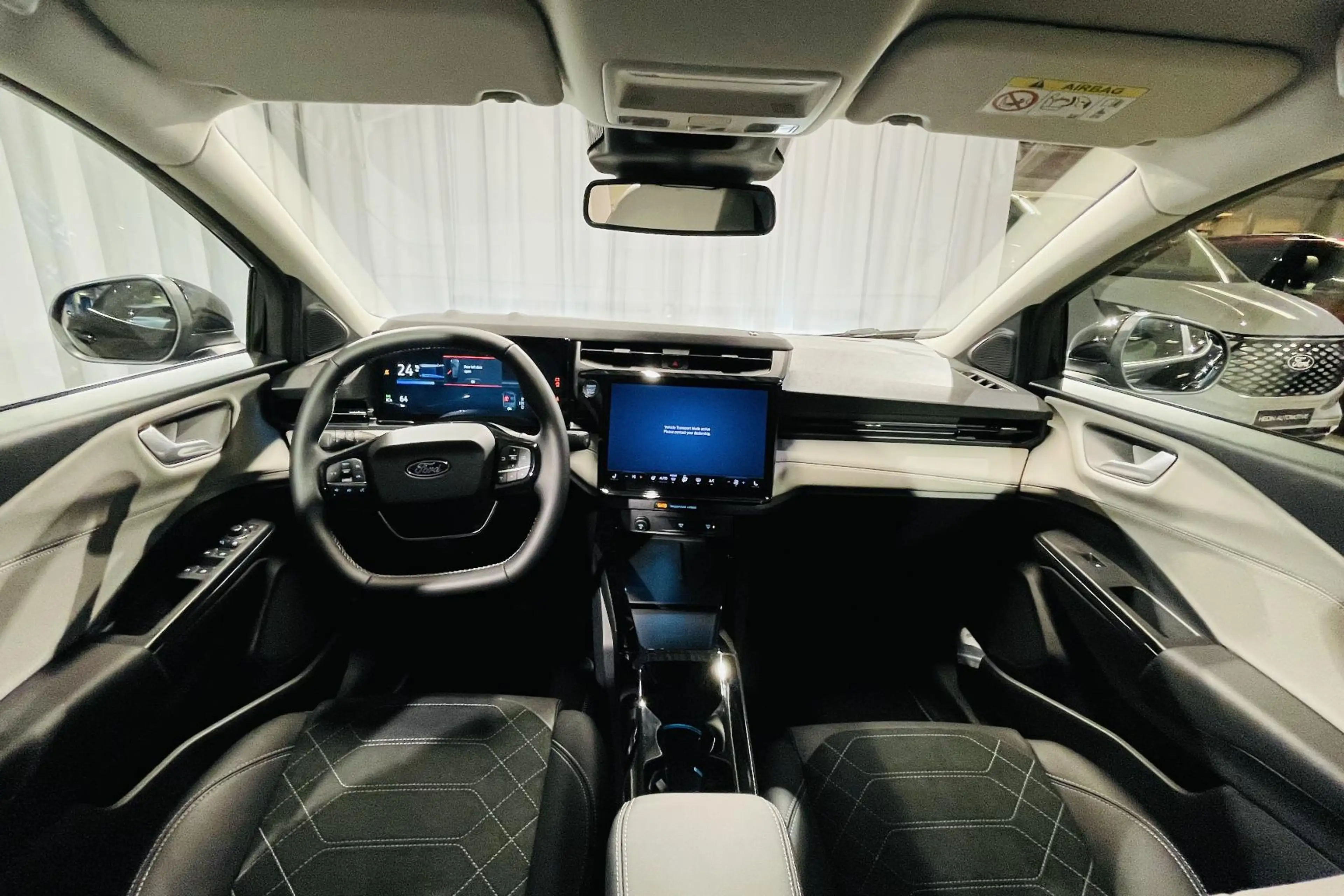Ford Puma Gen-E Premium 44 kWh Nieuw direct leverbaar — photo 3