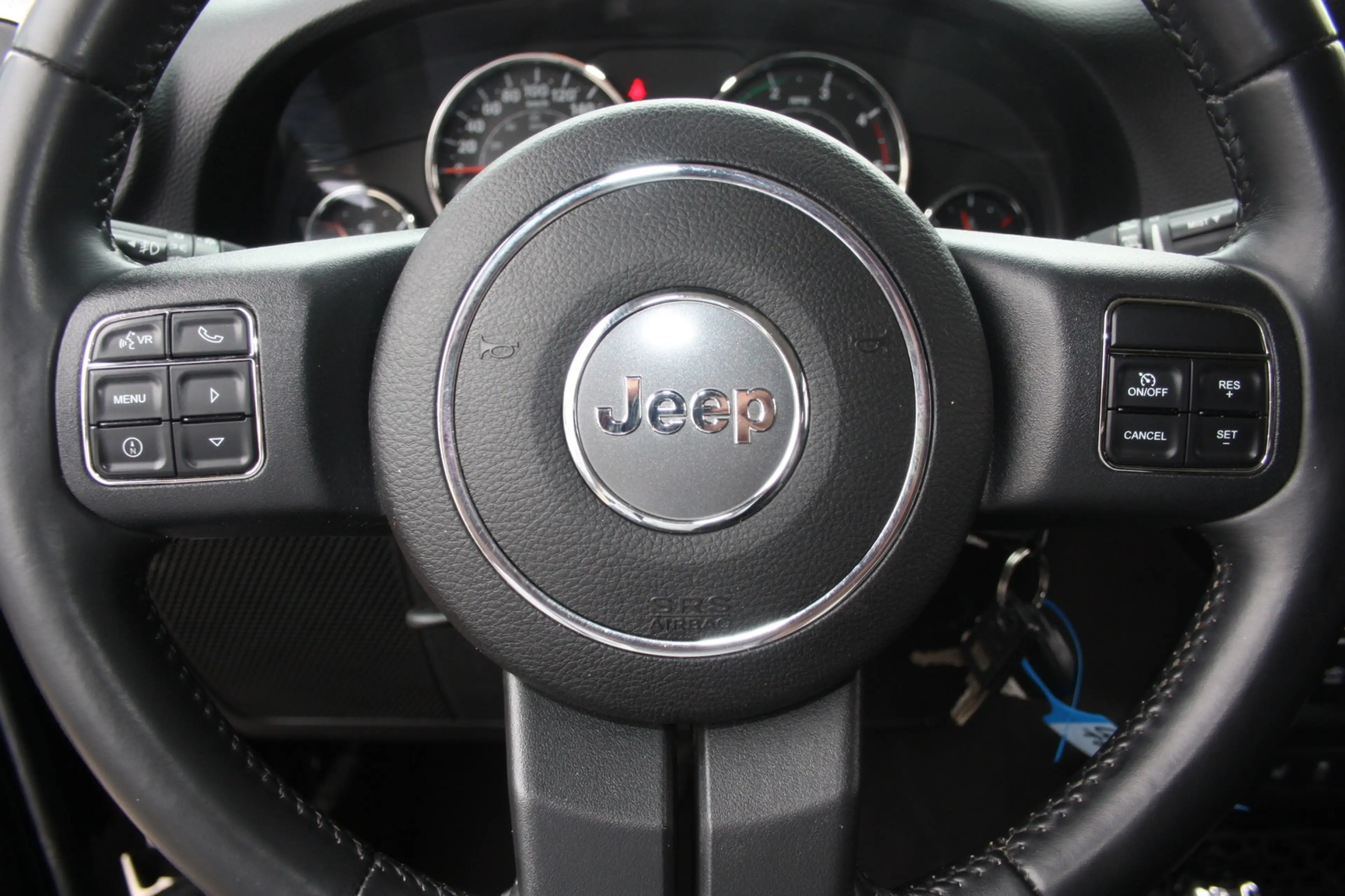 Jeep Wrangler 2.8 SAHARA Auto. Navi/Kam/Leder/Ahk — photo 15
