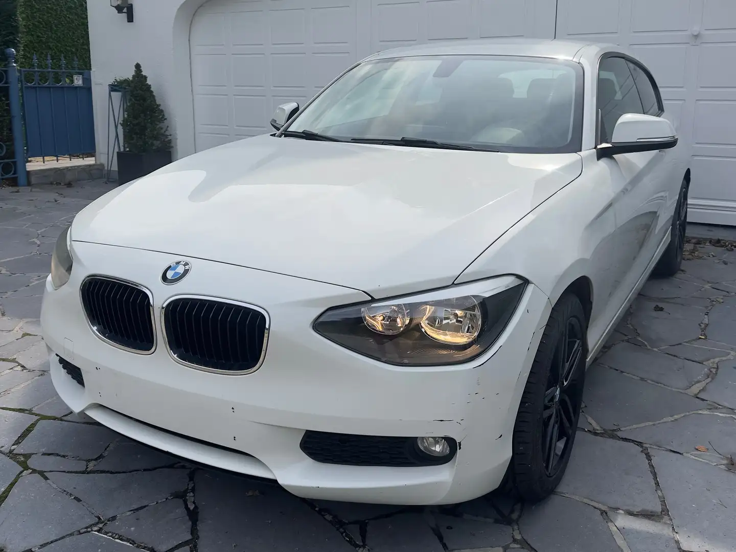 BMW 114 114 d Blanc - 1