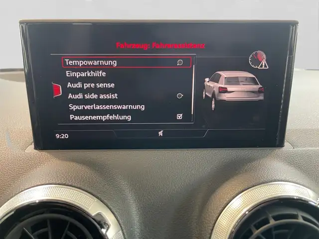 Audi Q2 view 13