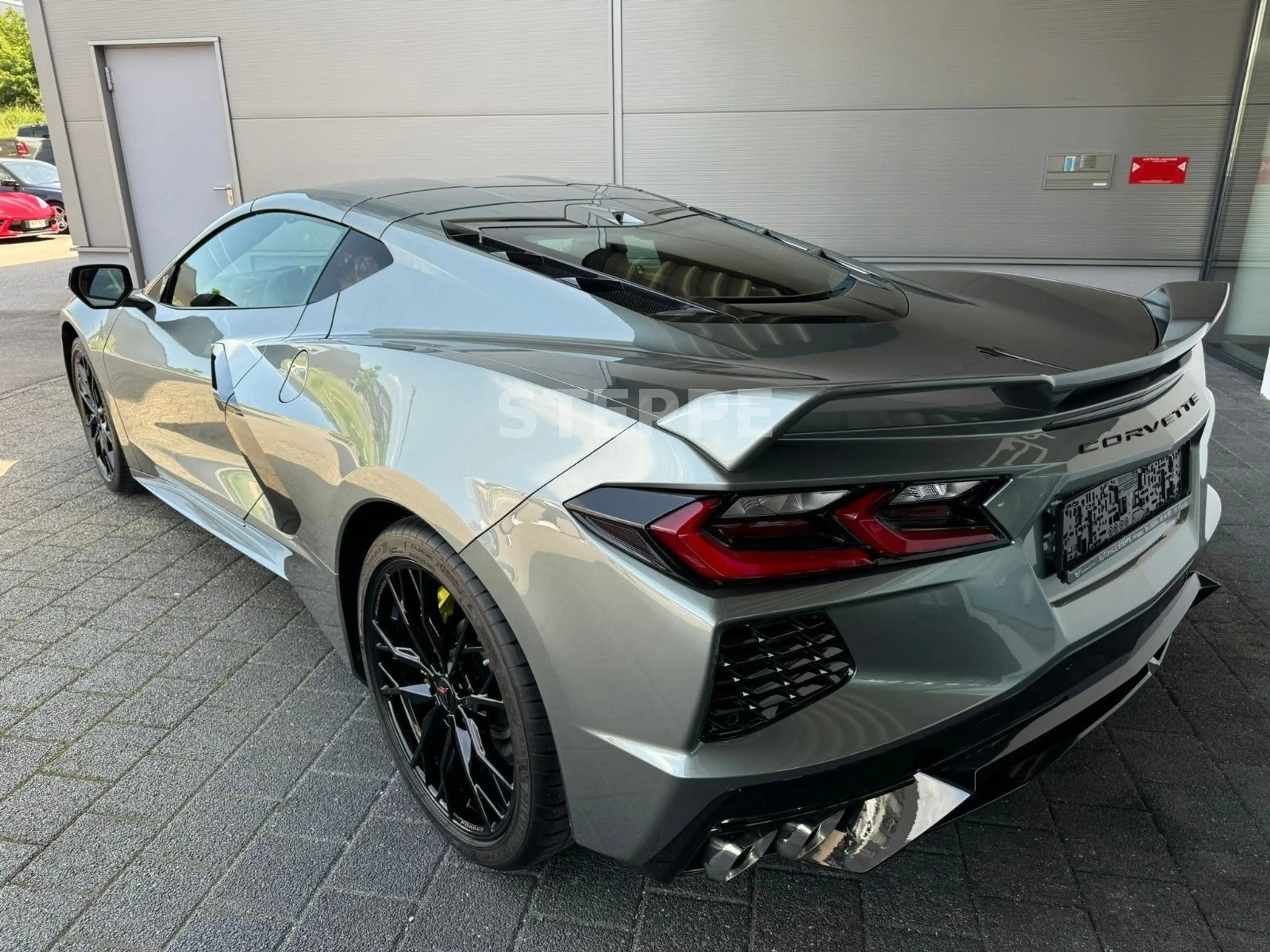 Corvette C8 Stingray Coupe 6,2 V8 3LT Europamodell STEPPE — photo 4