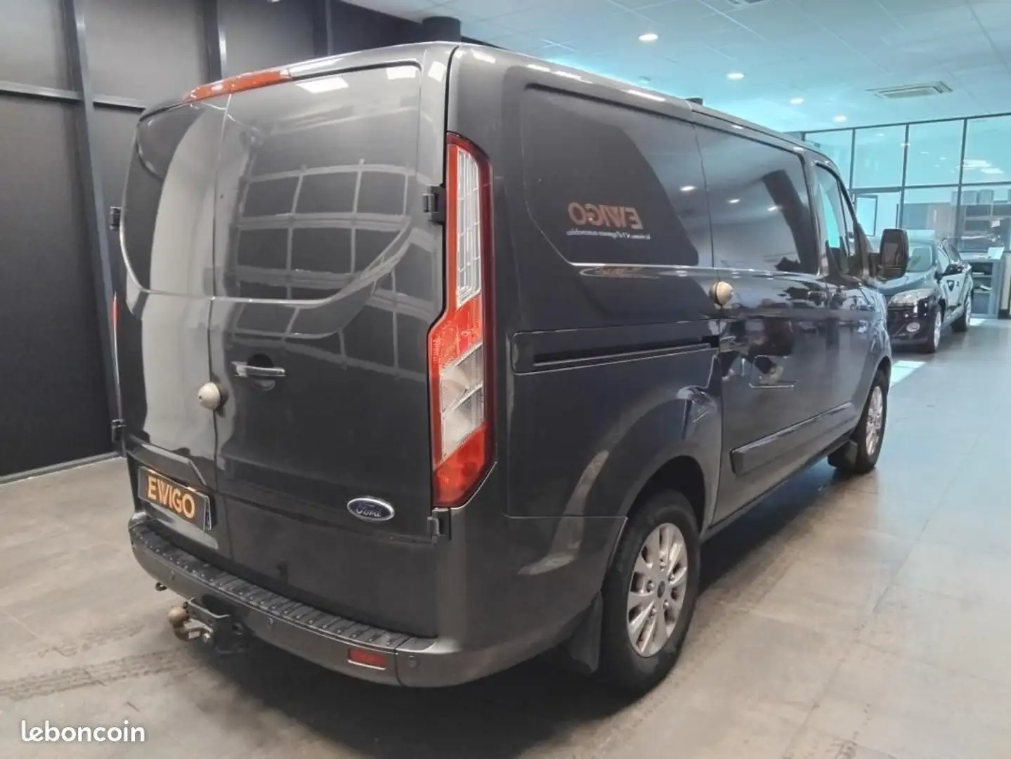 Ford Transit Custom Transit FOURGON 130ch L1H1 LIMITED BVA Šedá - 2