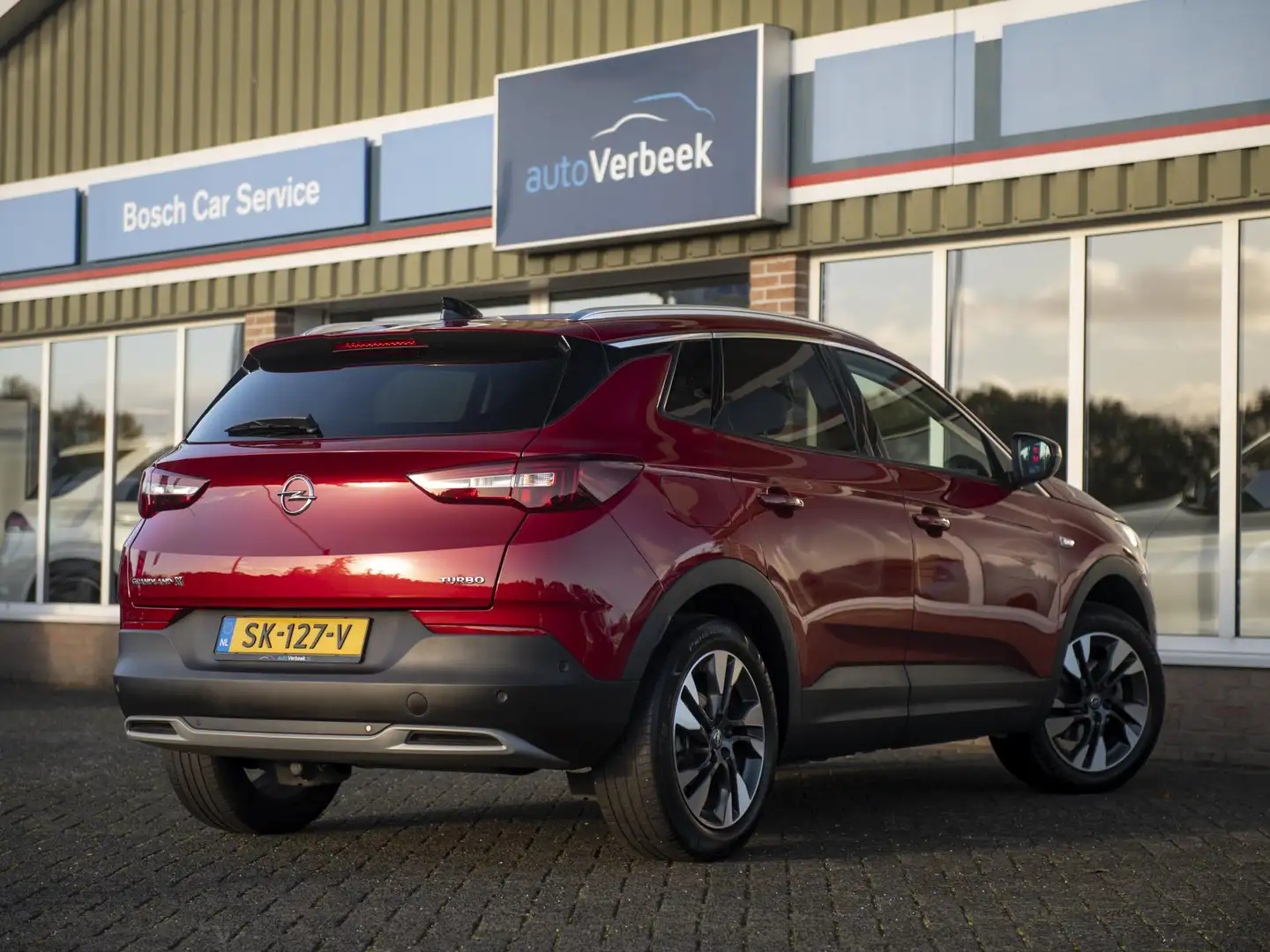 Opel Grandland X 1.2 Turbo Innovation | Leer | Memorystoel | Stoelv Rouge - 2