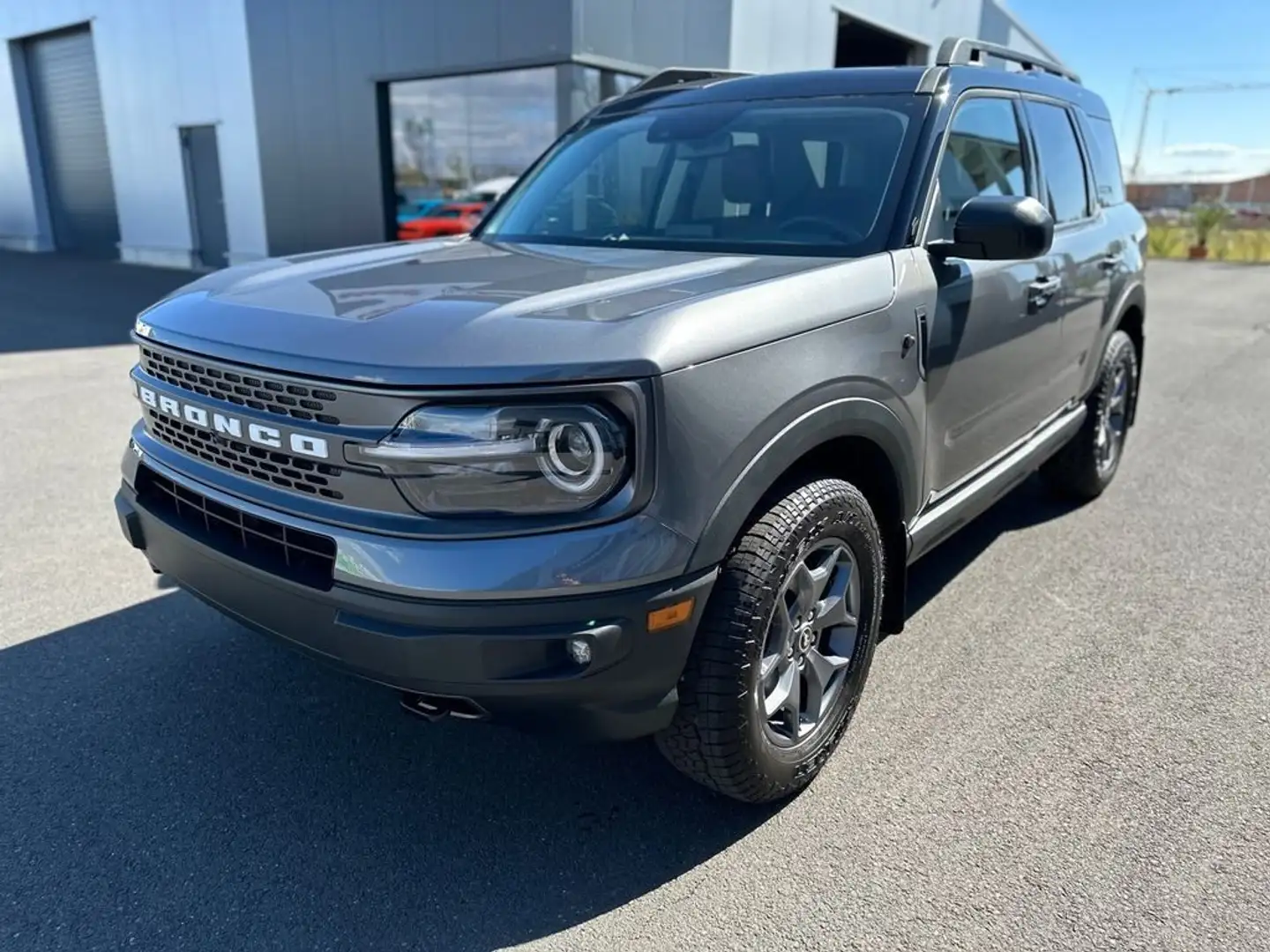 Ford Bronco 2.7 EcoBoost V6 253CV Badlands Grigio - 2