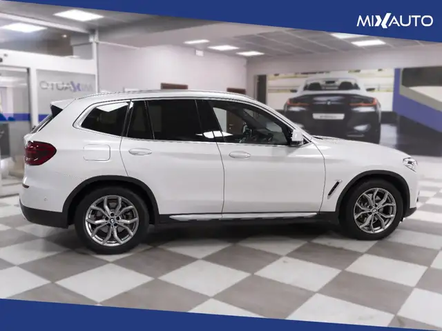 BMW X3 view 6